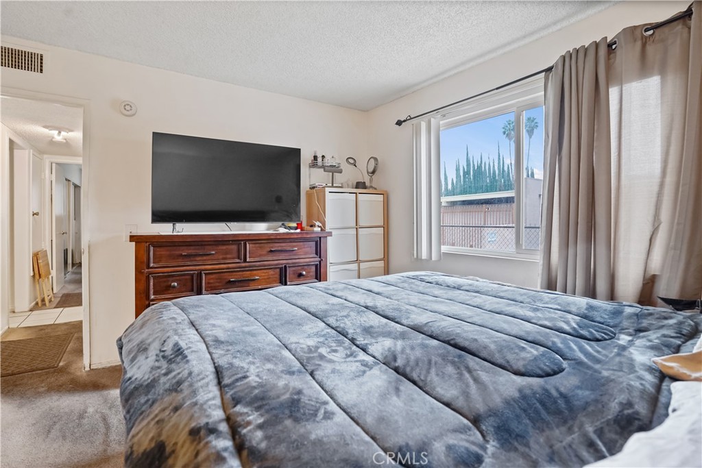 West Hills, California, 91307, United States, ,Residential,For Sale,1999055