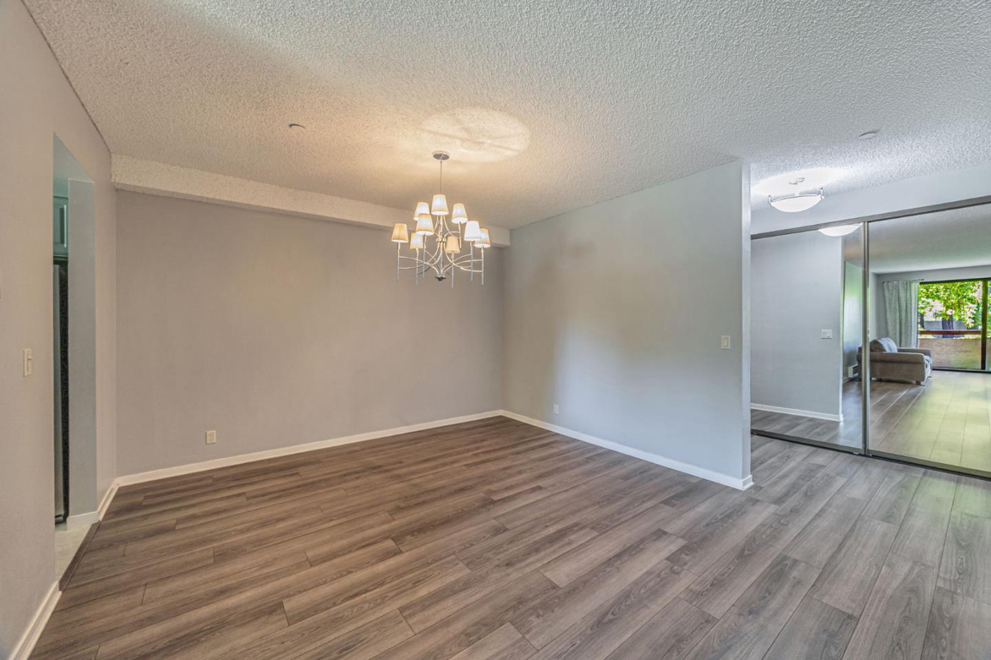 San Mateo, California, 94401, United States, 3 Bedrooms Bedrooms, ,2 BathroomsBathrooms,Residential,For Sale,1885391