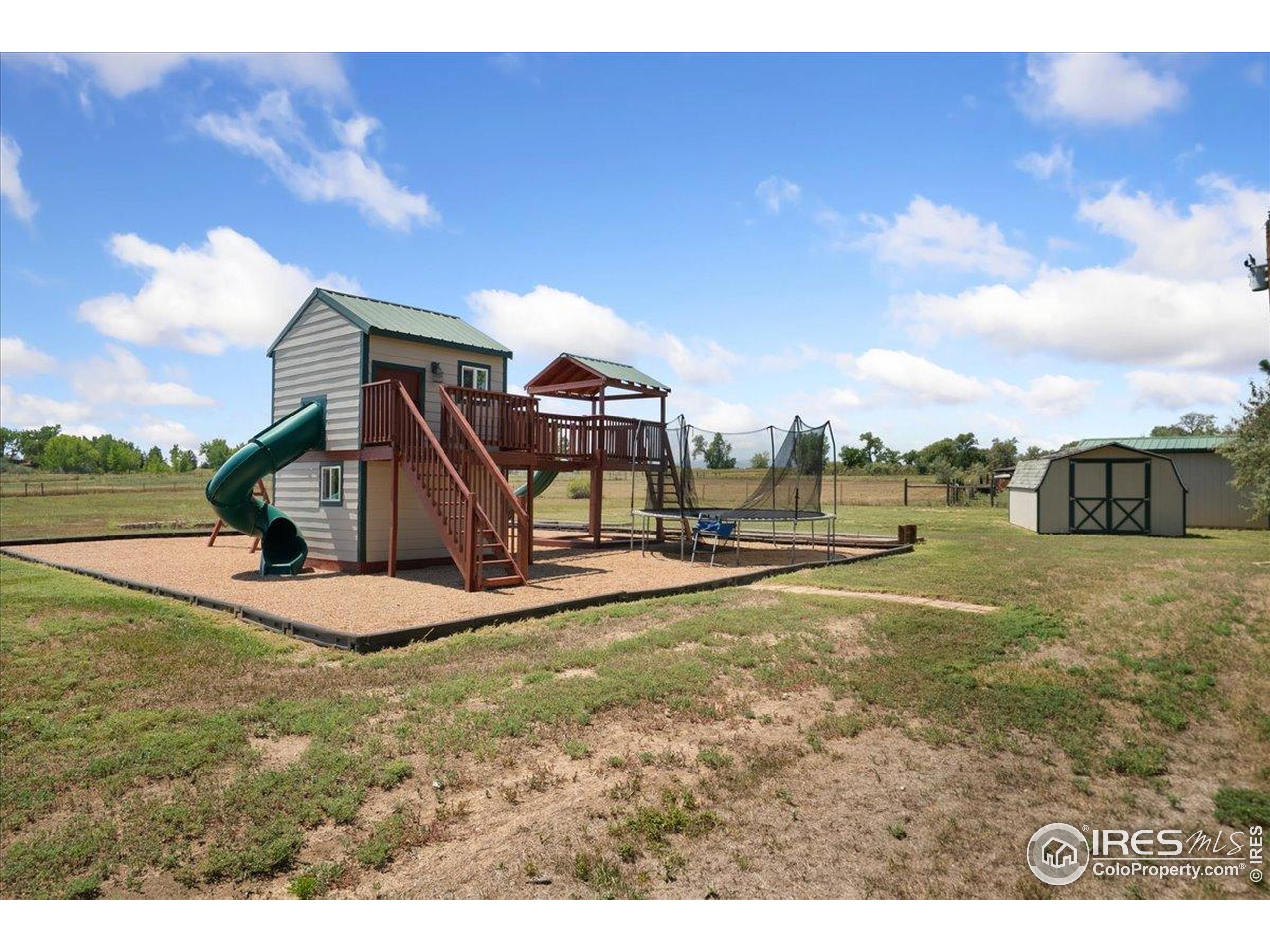 Longmont, Colorado, 80504, United States, 5 Bedrooms Bedrooms, ,1 BathroomBathrooms,Residential,For Sale,1933238