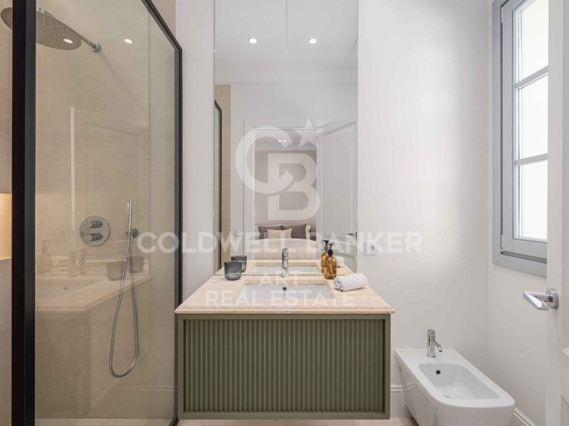 Marbella, Andalusia, ES, 4 Bedrooms Bedrooms, ,5 BathroomsBathrooms,Residential,For Sale,1804781