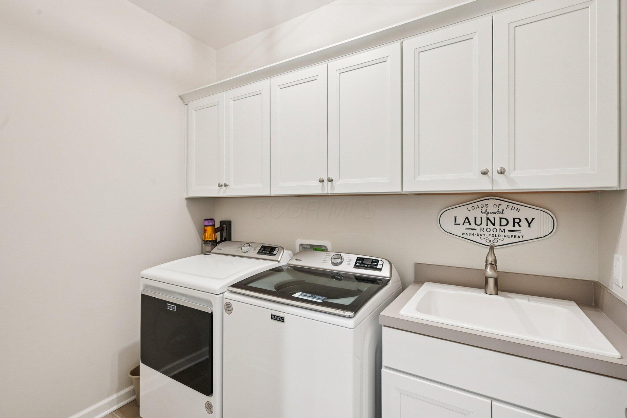 Powell, Ohio, 43065, United States, 4 Bedrooms Bedrooms, ,4 BathroomsBathrooms,Residential,For Sale,1966964