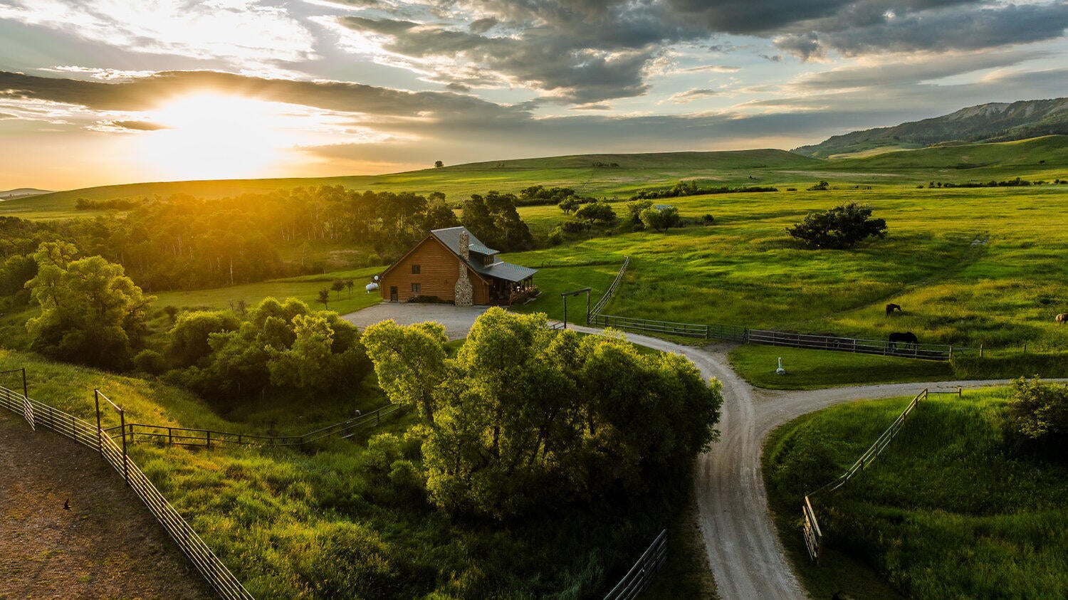 Big Horn, Wyoming, 82833, United States, 3 Bedrooms Bedrooms, ,4 BathroomsBathrooms,Residential,For Sale,2011301