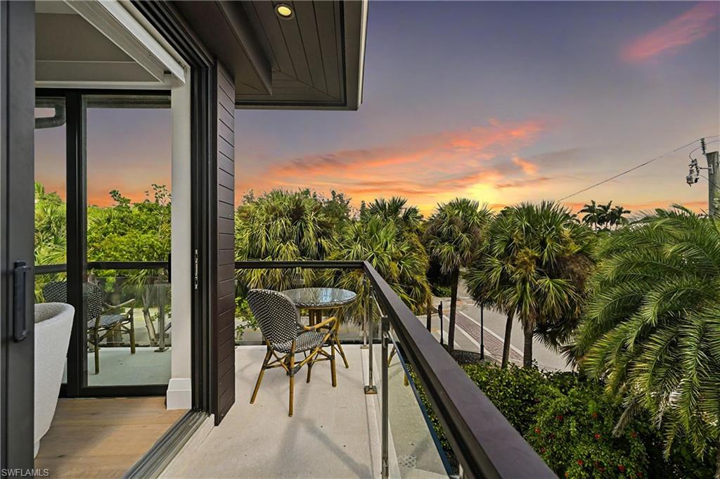 Naples, Florida, 34102, United States, 5 Bedrooms Bedrooms, ,6 BathroomsBathrooms,Residential,For Sale,1912441