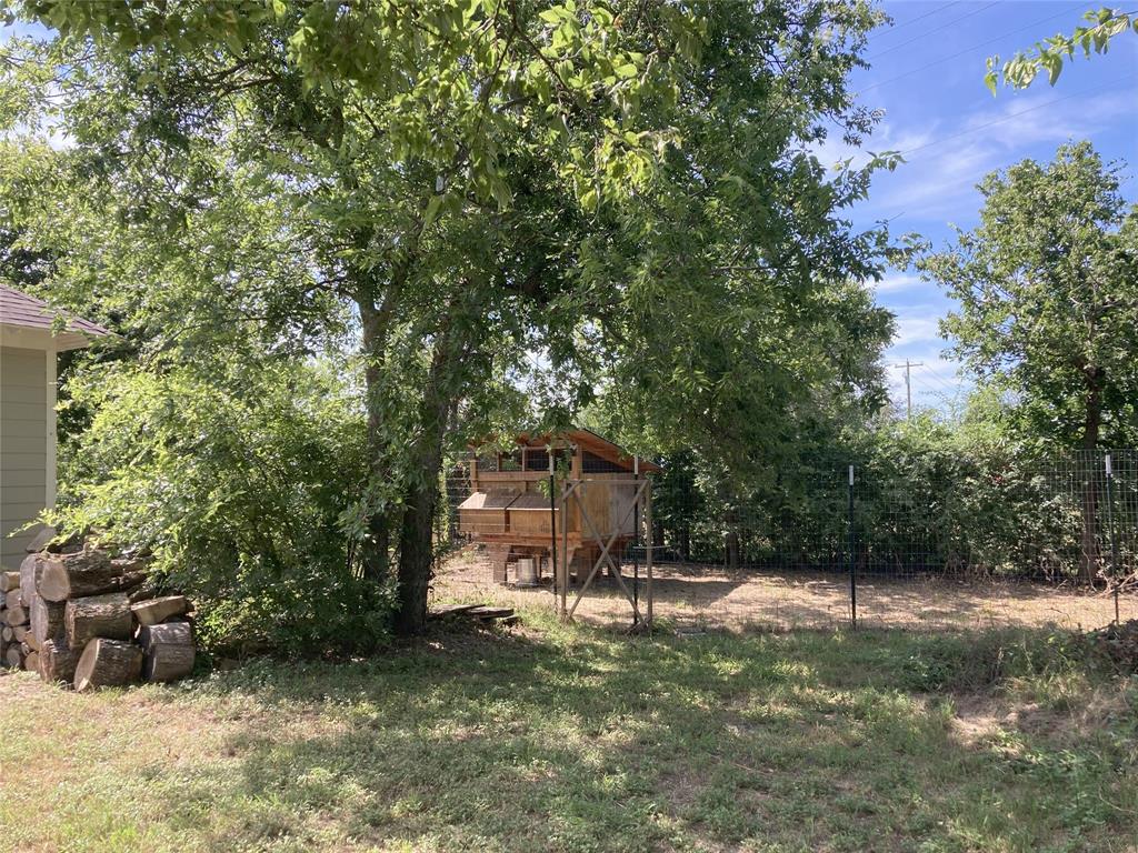 Weatherford, Texas, 76086, United States, 4 Bedrooms Bedrooms, ,3 BathroomsBathrooms,Residential,For Sale,1944820