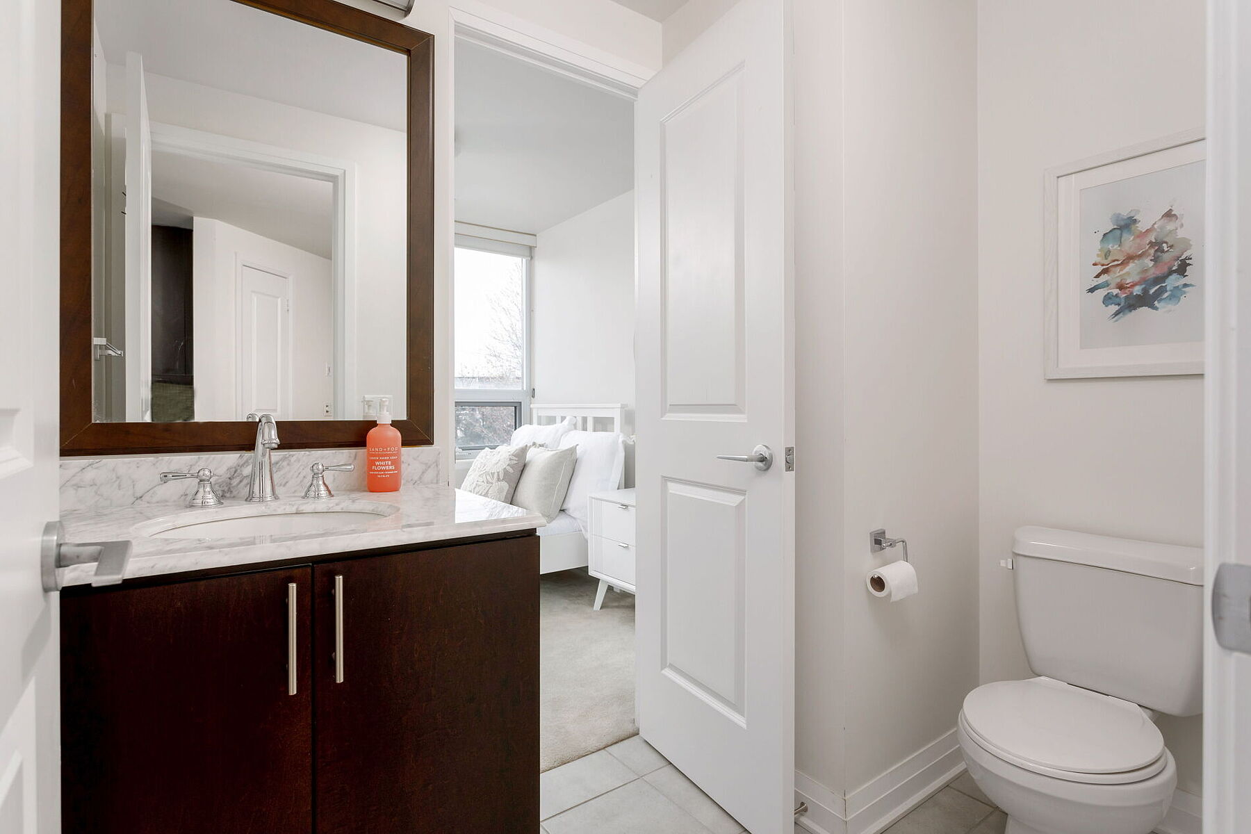  Spacious and Bright Condo - 物件實景