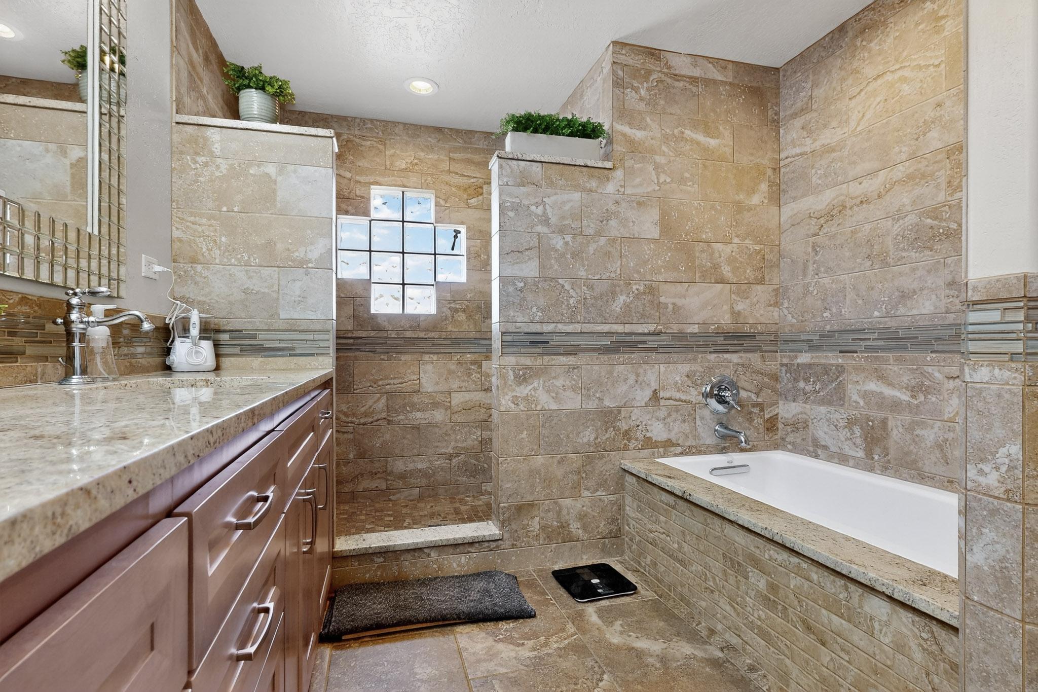 Albuquerque, New Mexico, 87122, United States, 4 Bedrooms Bedrooms, ,3 BathroomsBathrooms,Residential,For Sale,1914202