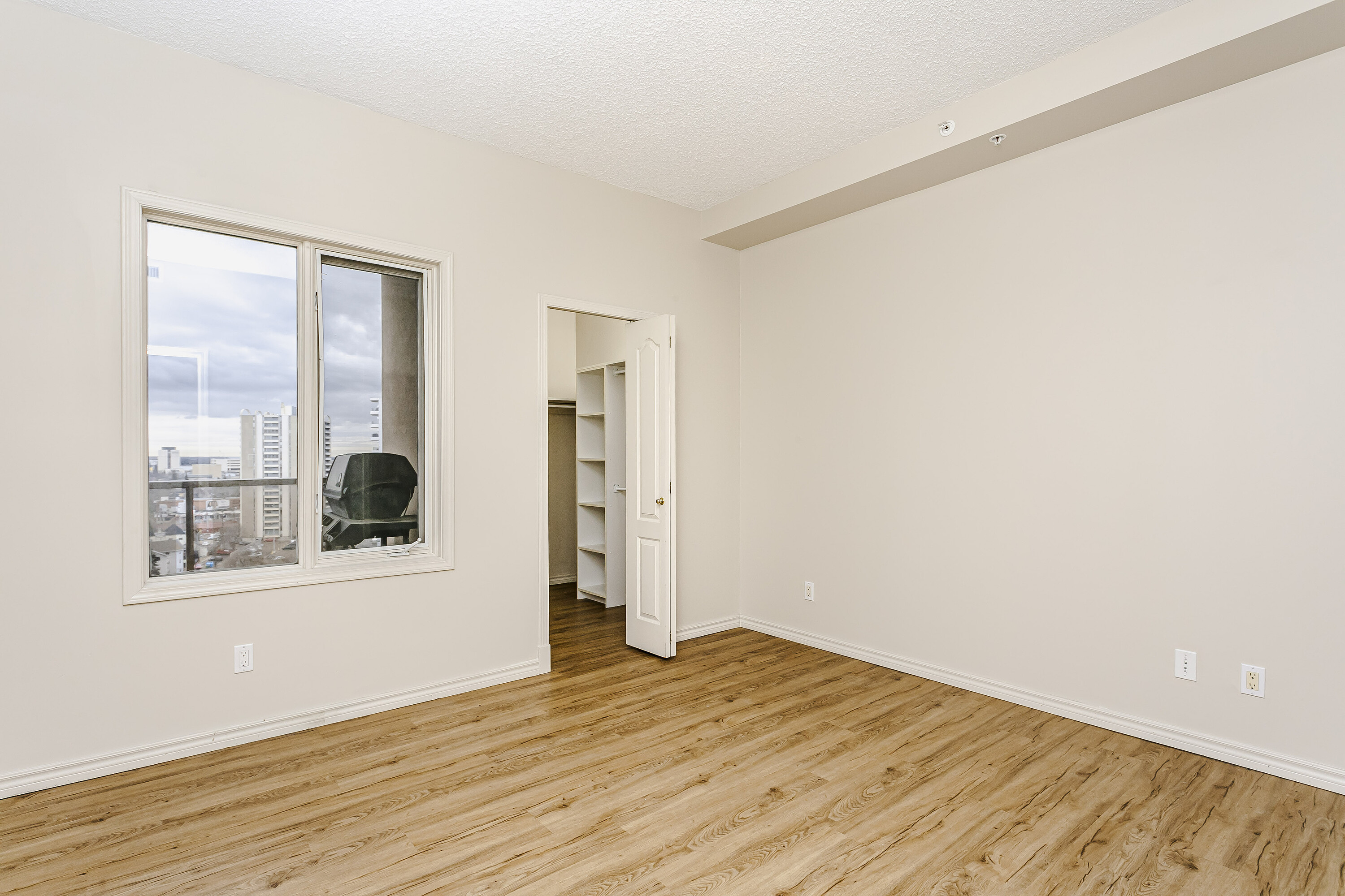  Edmonton, Edmonton - 物件實景