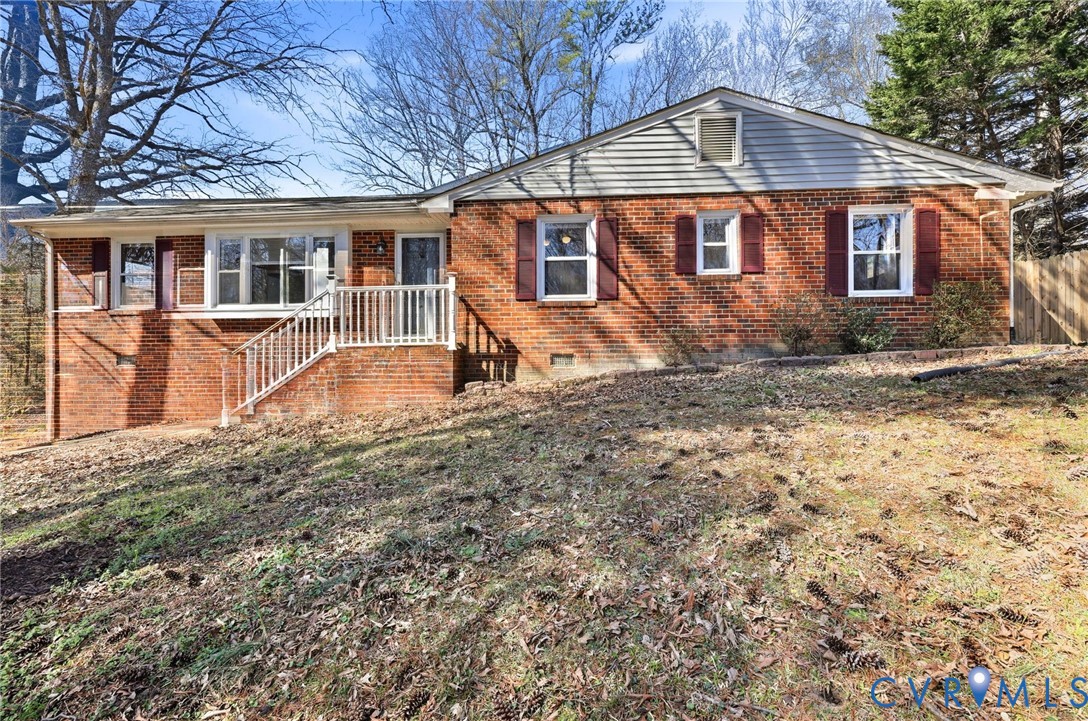 Lyndale Pl, North Chesterfield, VA 23235