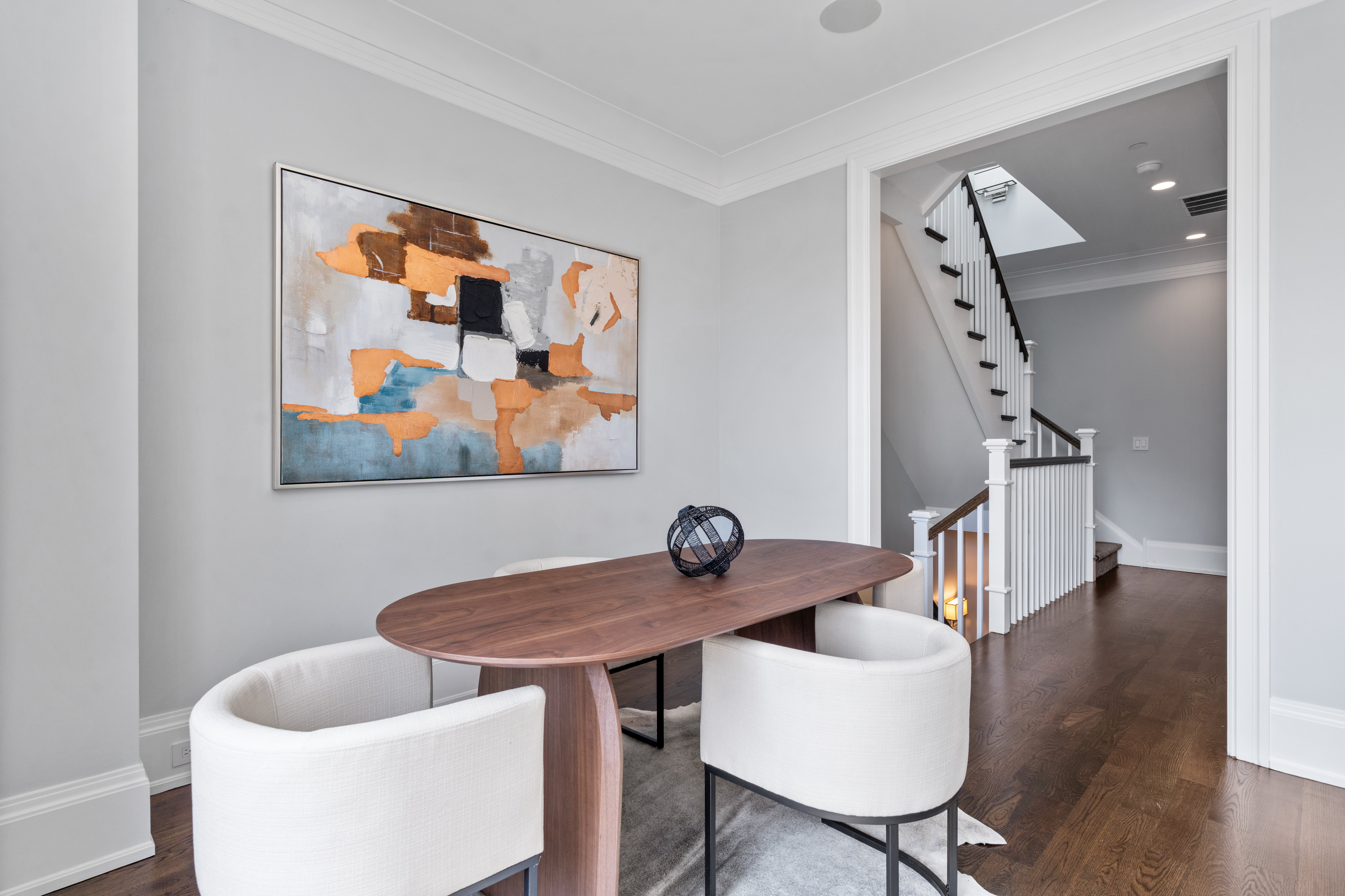  A Rare Opportunity to Own a 5,245-Square-Foot Single-Family Home - 物件實景