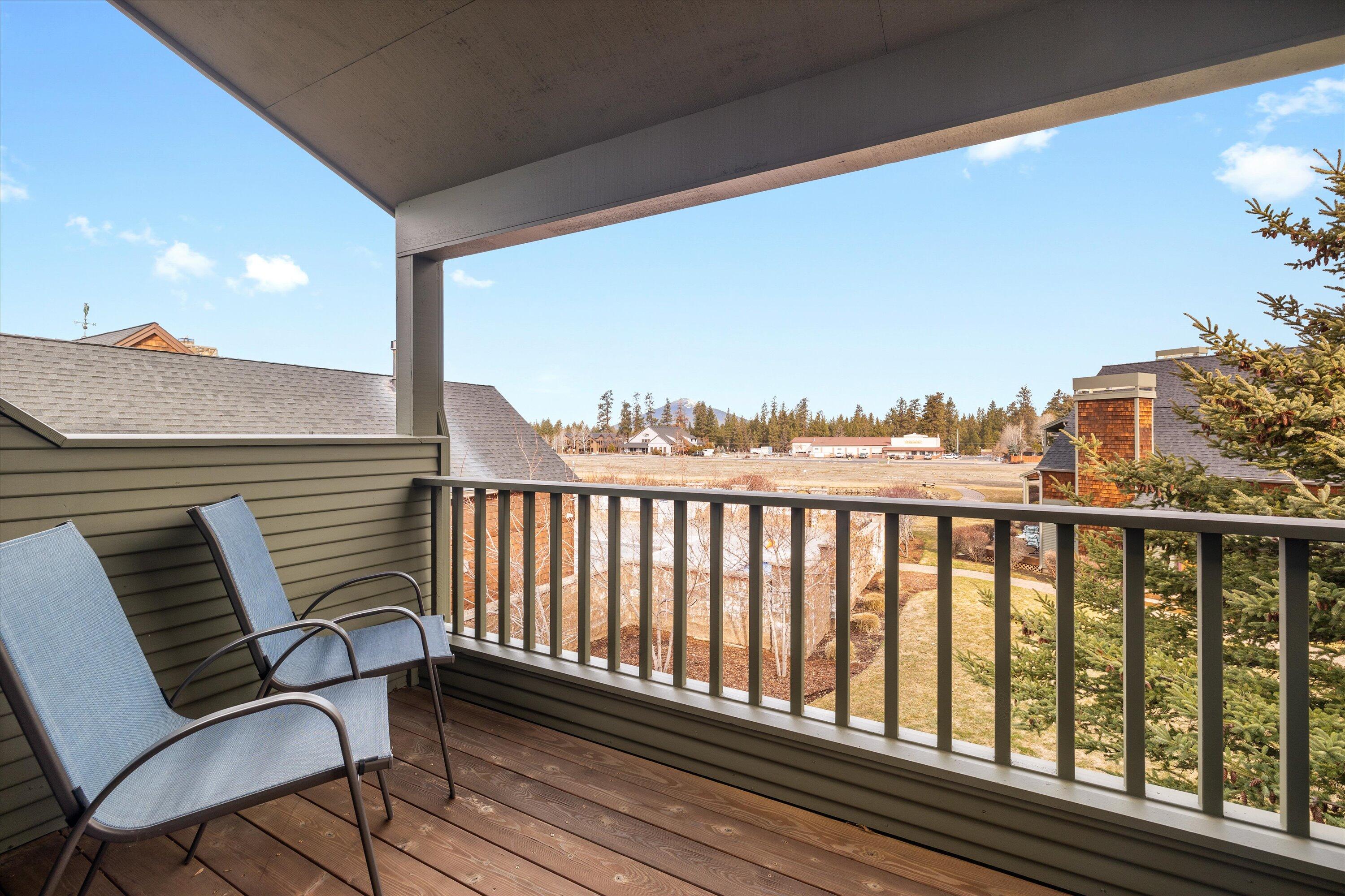 Sisters, Oregon, 97759, United States, 2 Bedrooms Bedrooms, ,2 BathroomsBathrooms,Residential,For Sale,1850003