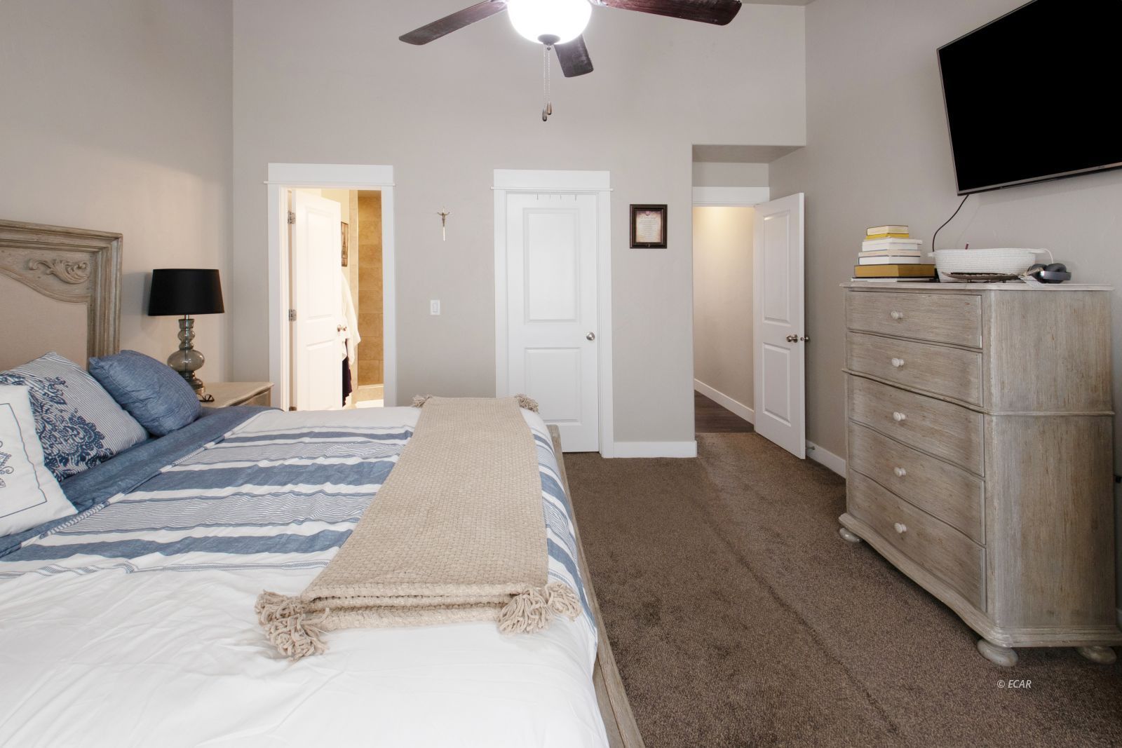 Elko, Nevada, 89801, United States, 6 Bedrooms Bedrooms, ,3 BathroomsBathrooms,Residential,For Sale,1868372