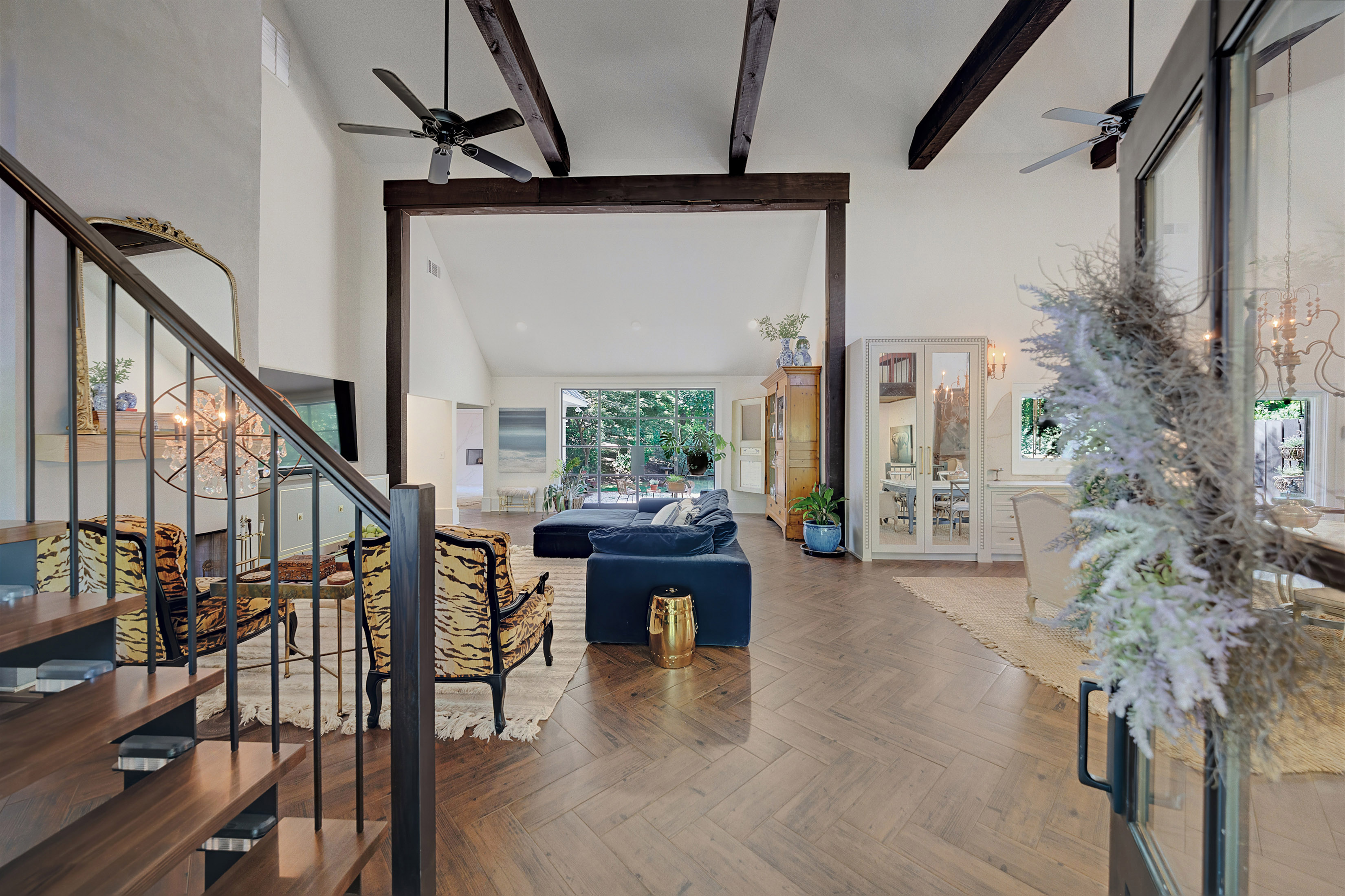  Exceptional Custom-built French Country Estate with Equestrian Amenities - 物件實景