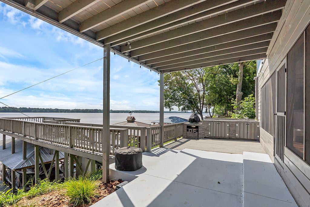 Cobb, Georgia, 31015, United States, 3 Bedrooms Bedrooms, ,2 BathroomsBathrooms,Residential,For Sale,1993846