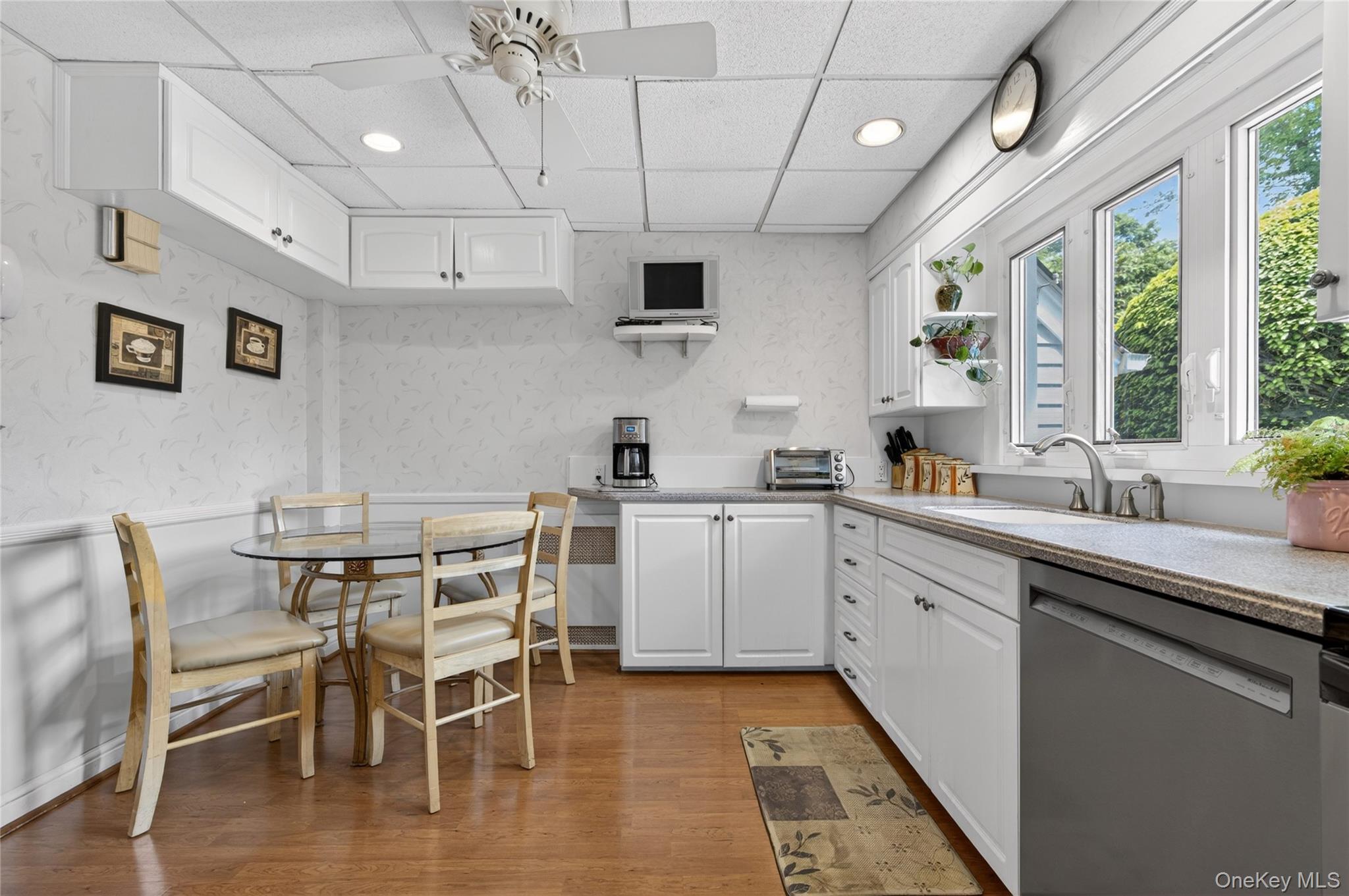  2062 E Webster Street, Merrick, NY, 11566 - 物件實景