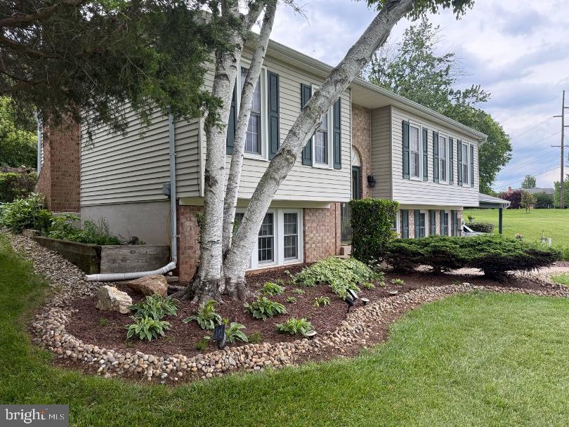 Sykesville, Maryland, 21784, United States, 5 Bedrooms Bedrooms, ,3 BathroomsBathrooms,Residential,For Sale,1930951