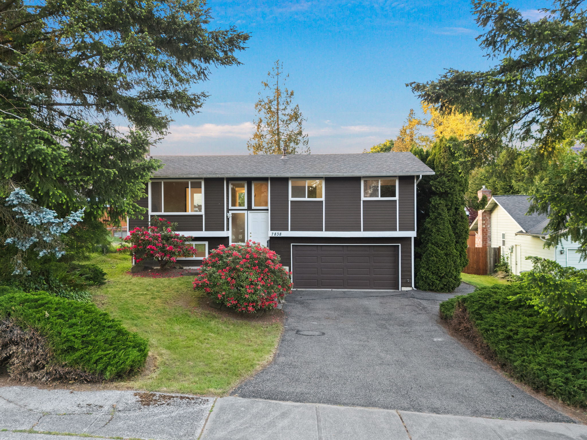 7838 NE 146th St, Kenmore, WA 98028 - 物件實景