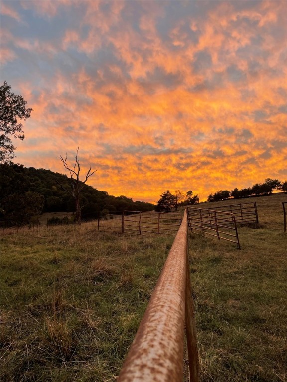 Berryville, Arkansas, 72616, United States, 6 Bedrooms Bedrooms, ,4 BathroomsBathrooms,Residential,For Sale,1988341