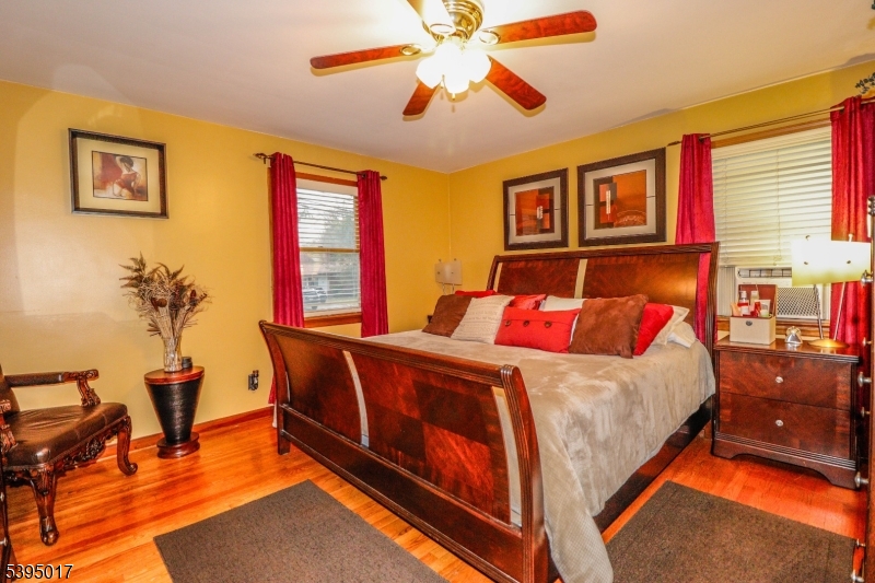 Rahway City, New Jersey, 07065, United States, 4 Bedrooms Bedrooms, ,2 BathroomsBathrooms,Residential,For Sale,1986510