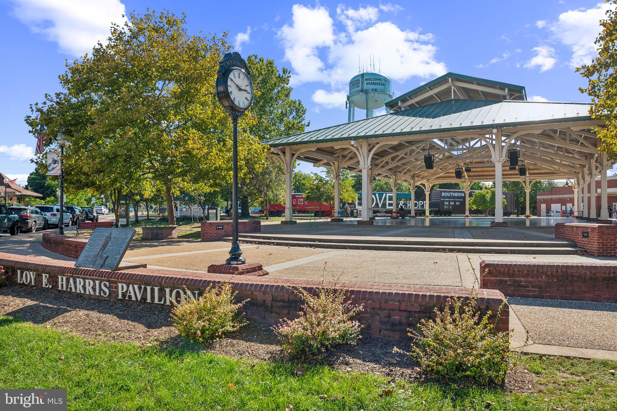 Manassas, Virginia, 20110, United States, 3 Bedrooms Bedrooms, ,3 BathroomsBathrooms,Residential,For Sale,1978984