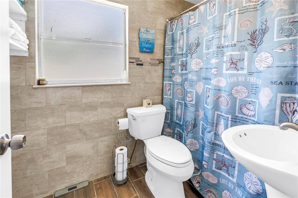 St Pete Beach, Florida, 33706, United States, 3 Bedrooms Bedrooms, ,2 BathroomsBathrooms,Residential,For Sale,1897021