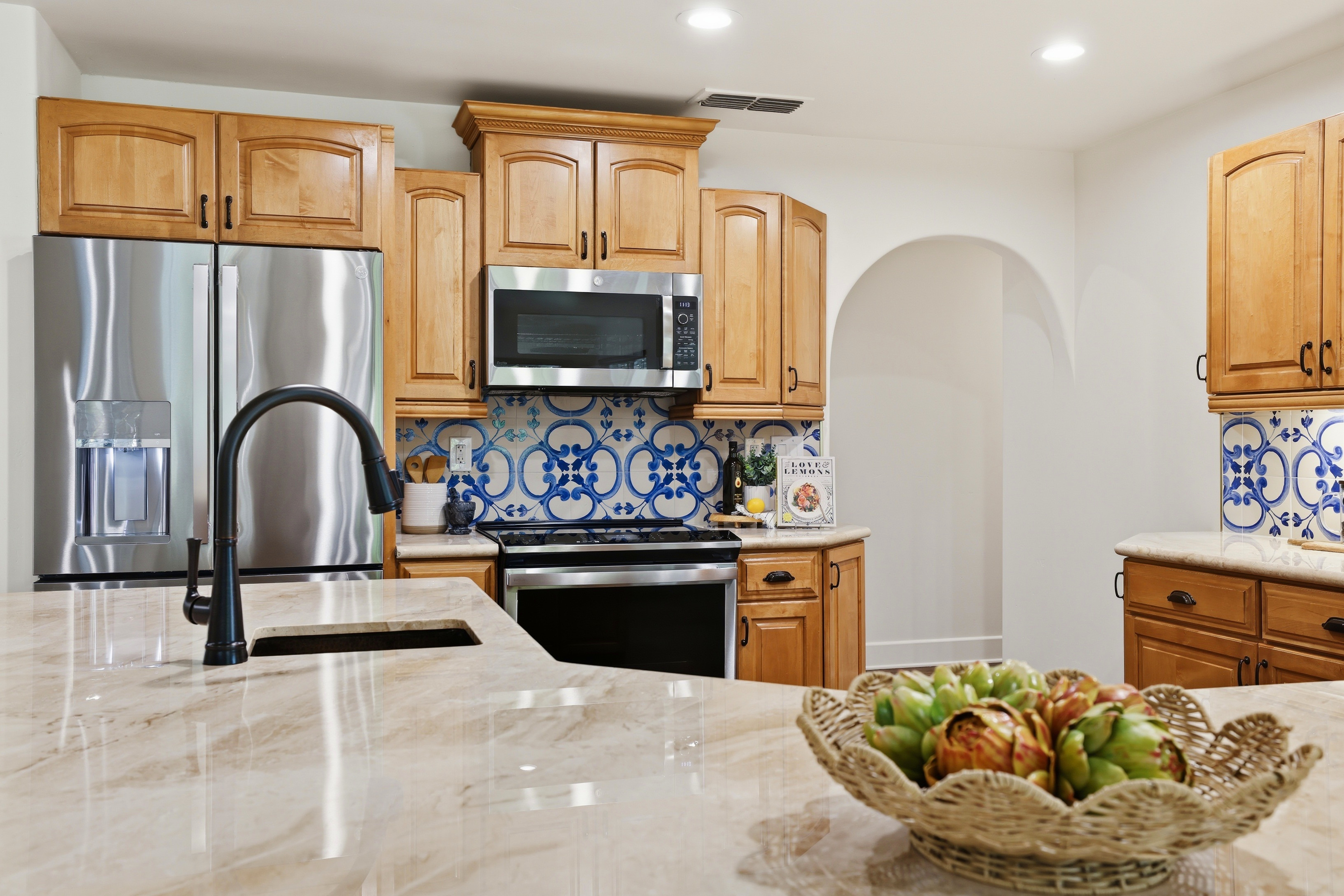  8735 Phoenix Avenue, Fair Oaks, CA 95628 - 物件實景