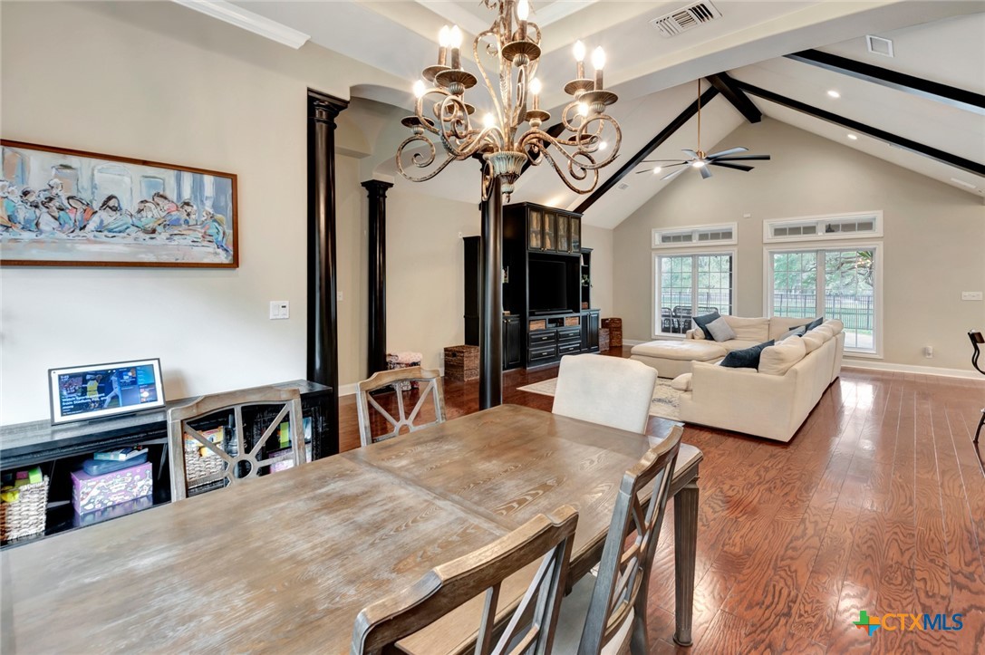 Inez, Texas, 77968, United States, 3 Bedrooms Bedrooms, ,3 BathroomsBathrooms,Residential,For Sale,1760733