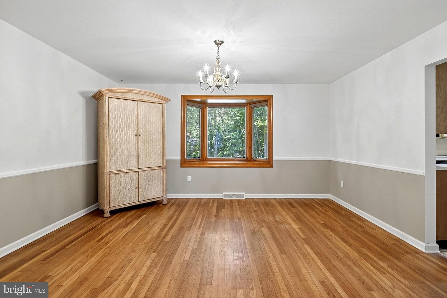 WILMINGTON, Delaware, 19810, United States, 4 Bedrooms Bedrooms, ,3 BathroomsBathrooms,Residential,For Sale,1990467