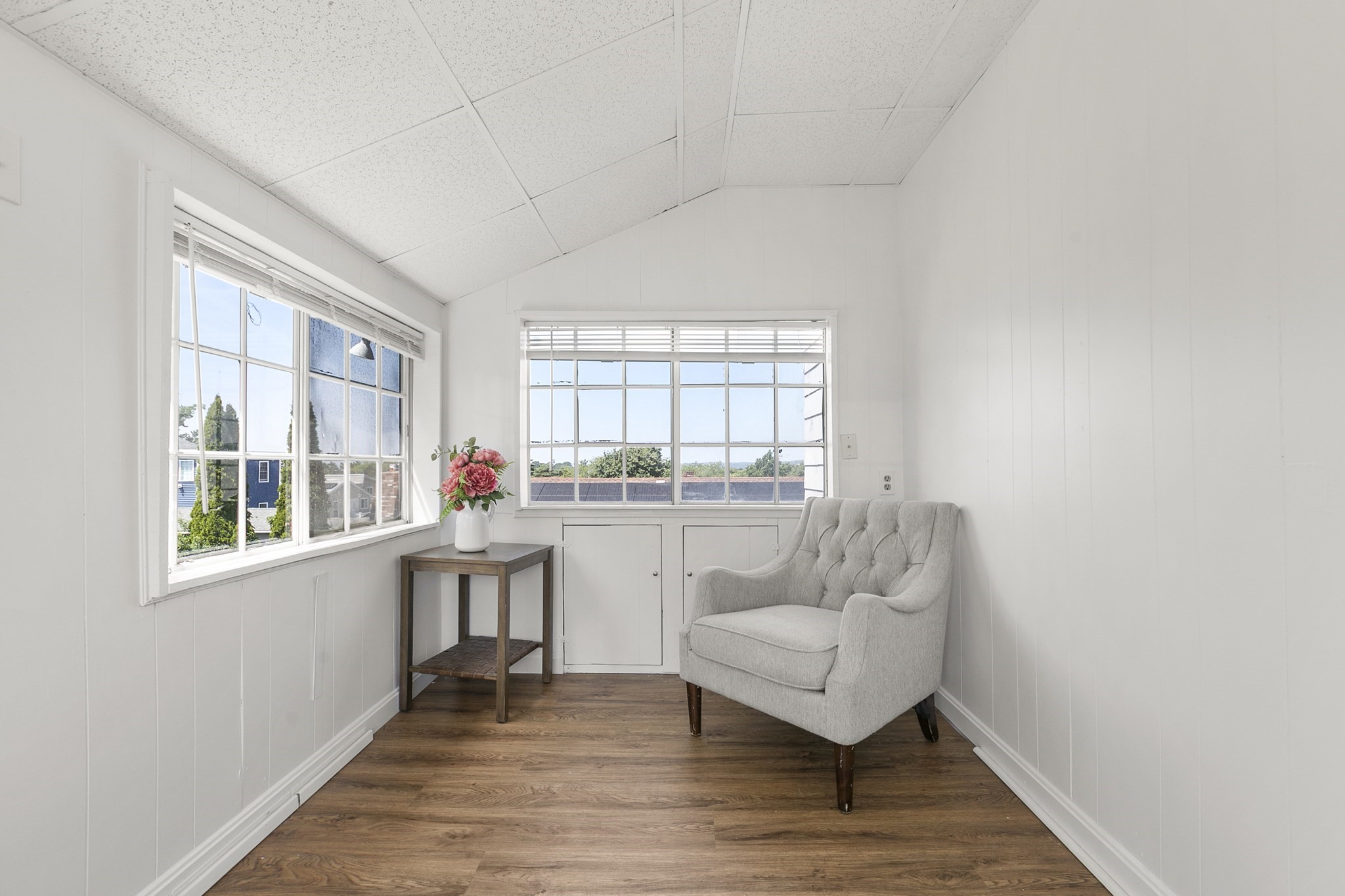 Revere, Massachusetts, 02151, United States, 5 Bedrooms Bedrooms, ,2 BathroomsBathrooms,Residential,For Sale,1914063