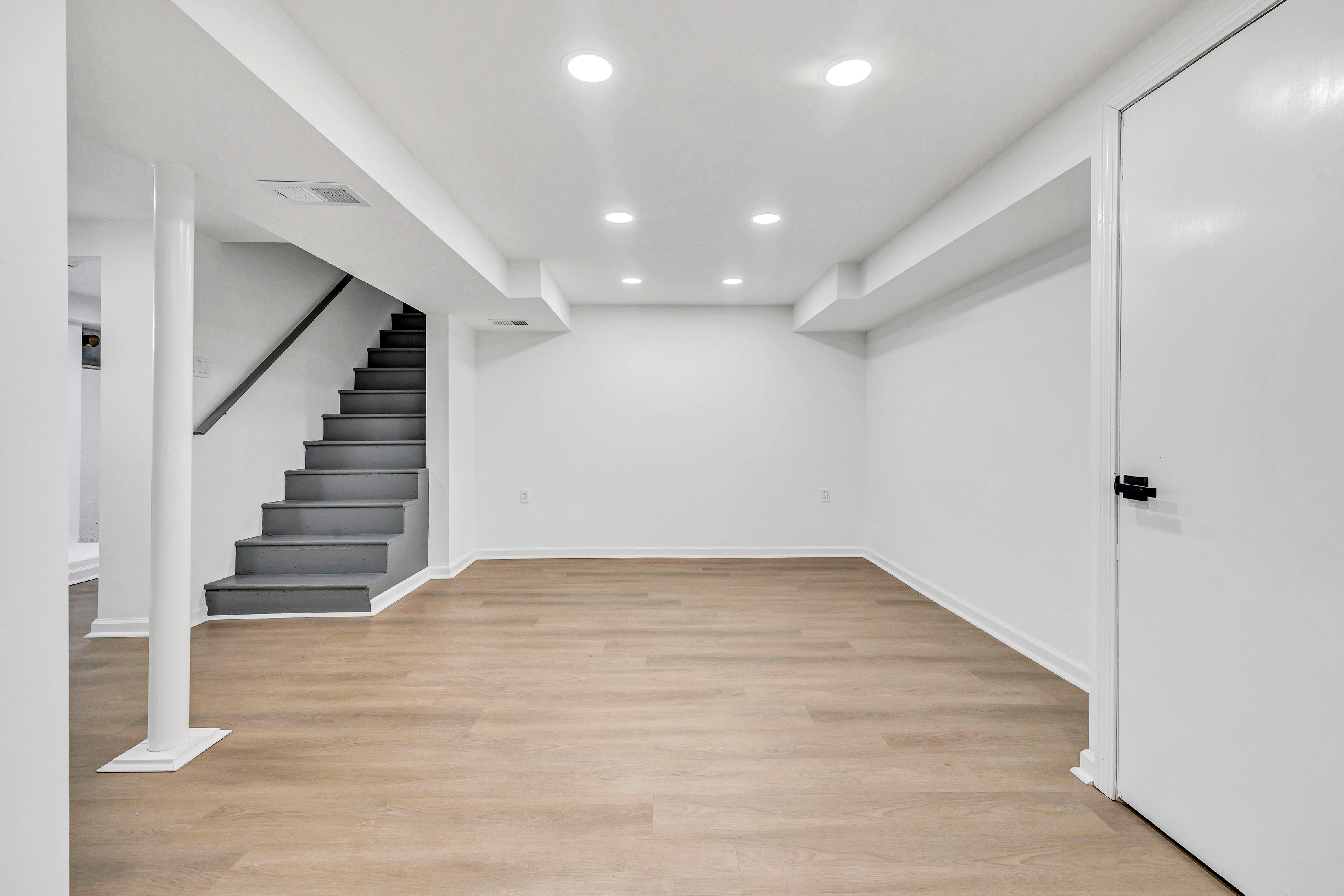 bridgeport, Connecticut, 06606, United States, 4 Bedrooms Bedrooms, ,3 BathroomsBathrooms,Residential,For Sale,1903043