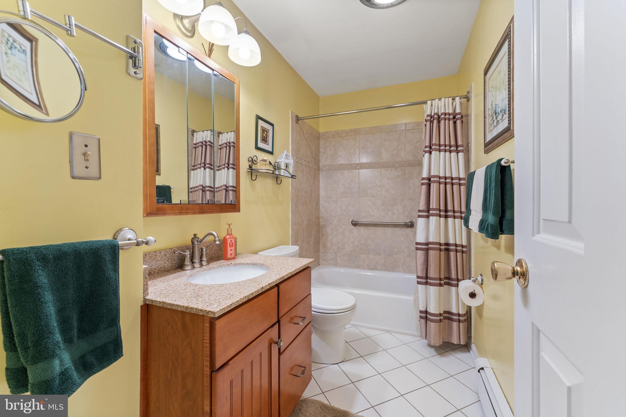 Marshall, Virginia, 20115, United States, 3 Bedrooms Bedrooms, ,2 BathroomsBathrooms,Residential,For Sale,1937903