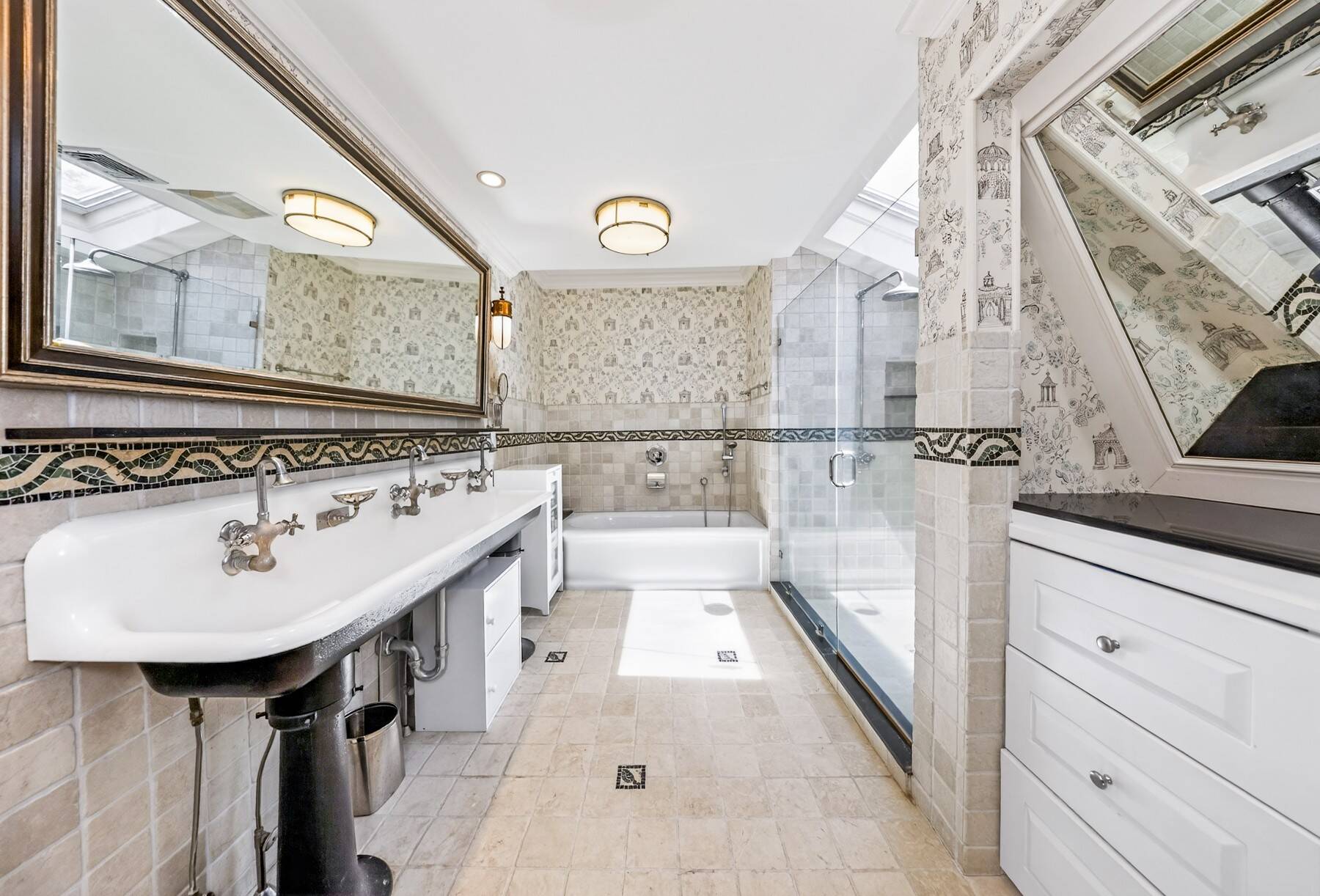  Private Gated Estate in Southampton Village with Pool, Spa, Pool - 物件實景