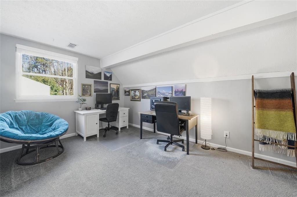 Roswell, Georgia, 30076, United States, 3 Bedrooms Bedrooms, ,2 BathroomsBathrooms,Residential,For Sale,2002041