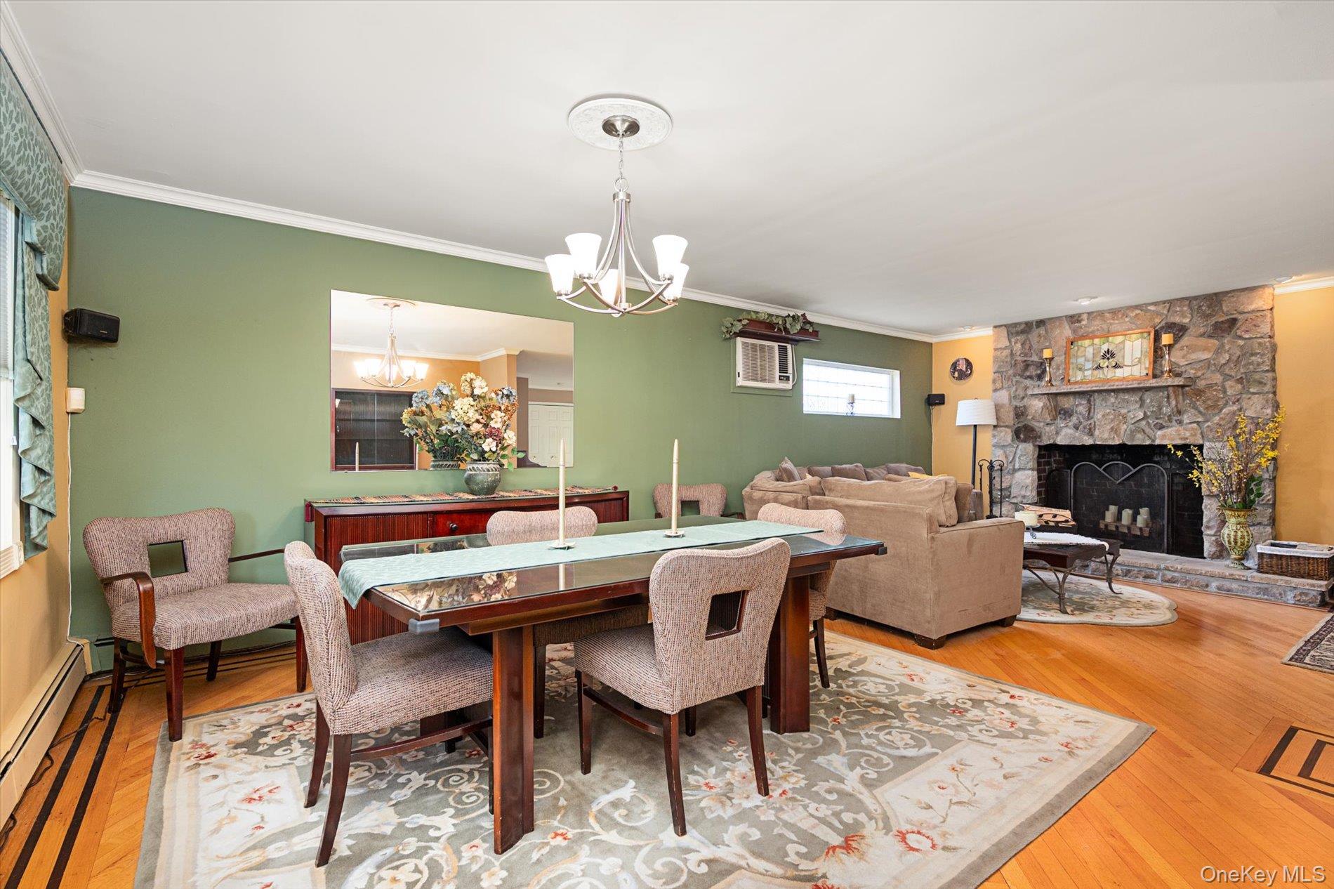 Levittown, New York, 11756, United States, 5 Bedrooms Bedrooms, ,2 BathroomsBathrooms,Residential,For Sale,1931352