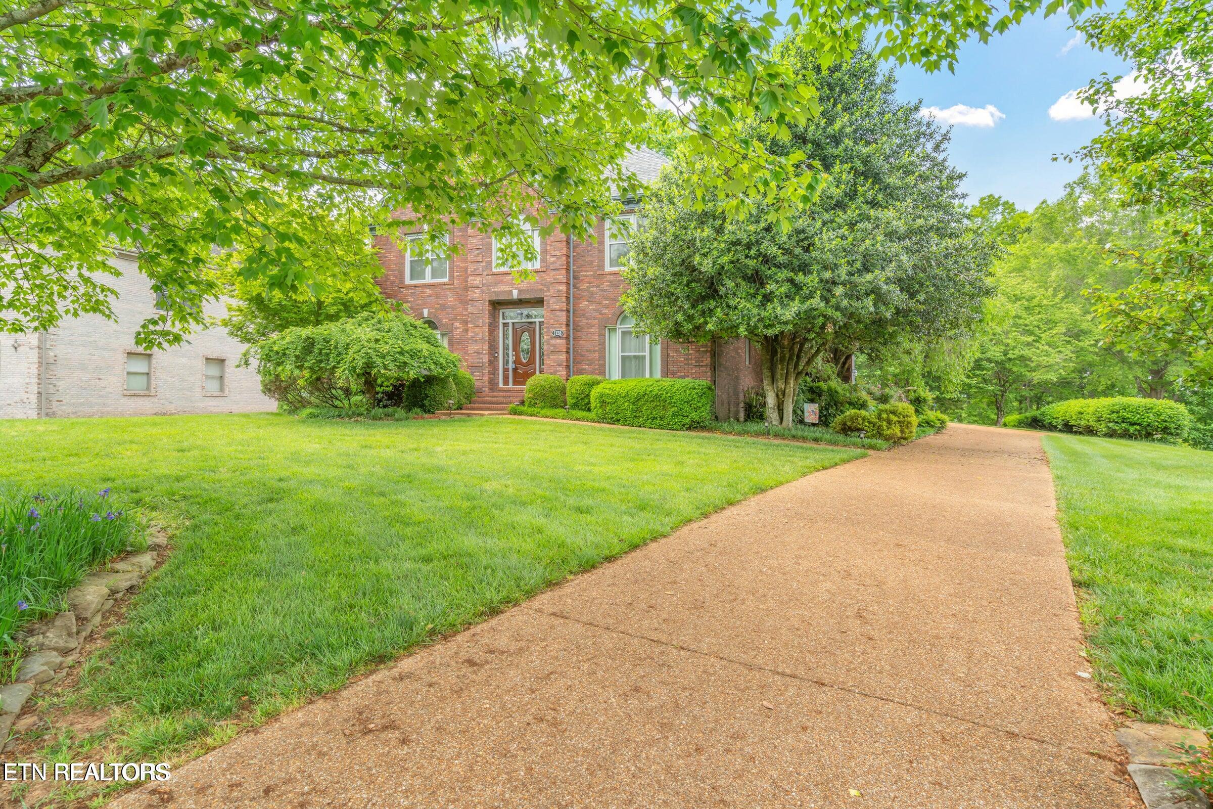 Kingston, Tennessee, 37763, United States, 3 Bedrooms Bedrooms, ,3 BathroomsBathrooms,Residential,For Sale,1897842