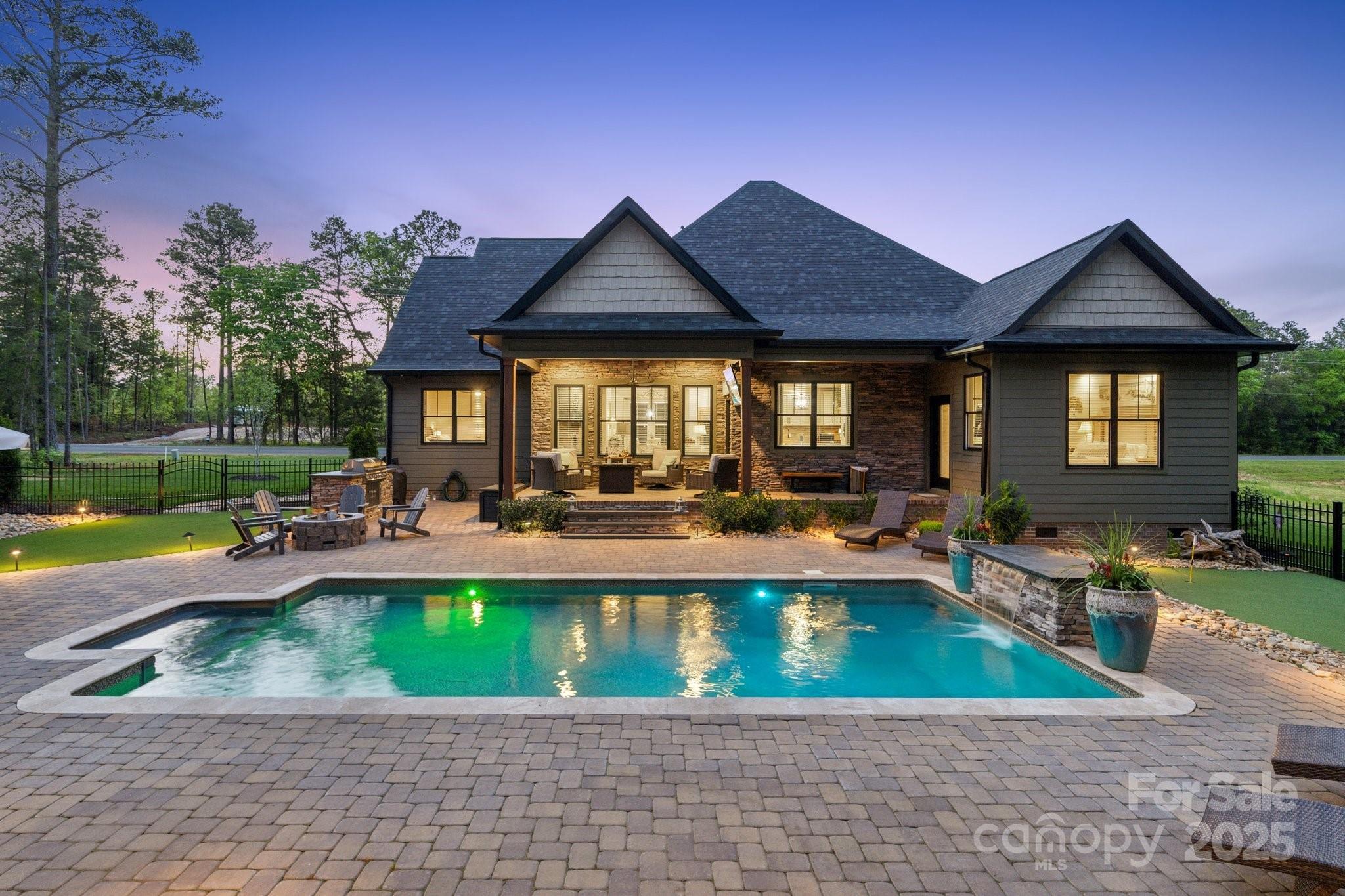 Lancaster, South Carolina, 29720, United States, 3 Bedrooms Bedrooms, ,3 BathroomsBathrooms,Residential,For Sale,1792809