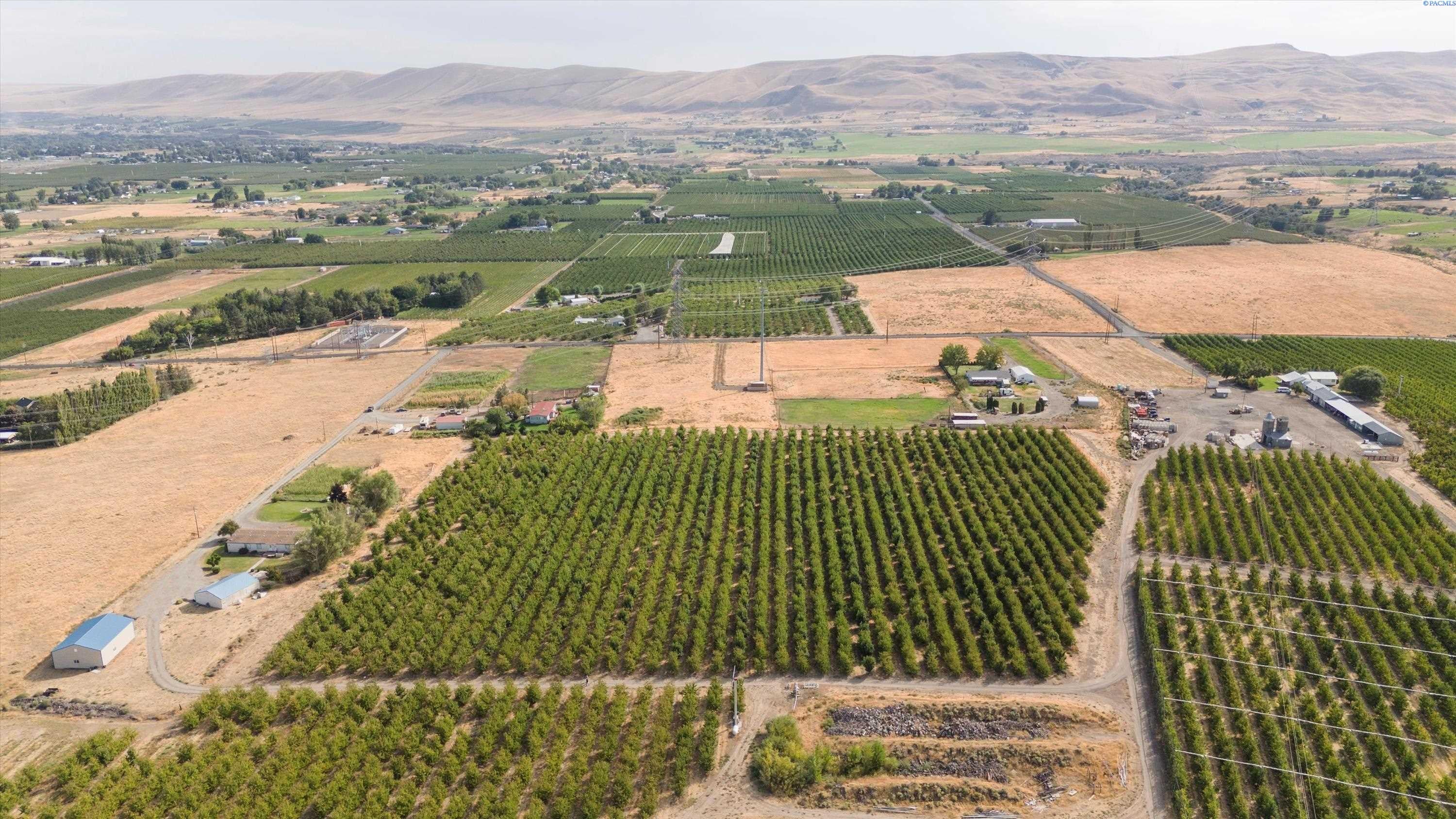 Benton City, Washington, 99320, United States, 3 Bedrooms Bedrooms, ,2 BathroomsBathrooms,Residential,For Sale,1998033