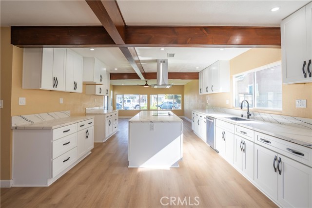 Long Beach, California, 90805, United States, 4 Bedrooms Bedrooms, ,2 BathroomsBathrooms,Residential,For Sale,2048127