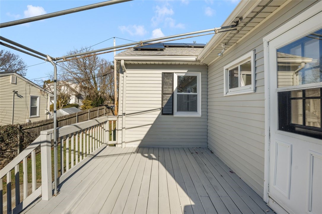 Providence, Rhode Island, 02809, United States, 3 Bedrooms Bedrooms, ,1 BathroomBathrooms,Residential,For Sale,2003236