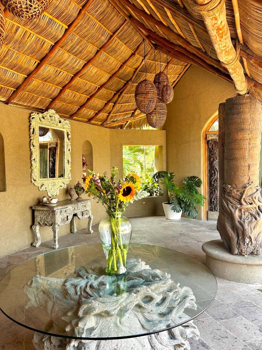 Manzanillo, Colima, 28867, Mexico, 6 Bedrooms Bedrooms, ,6 BathroomsBathrooms,Residential,For Sale,1939641