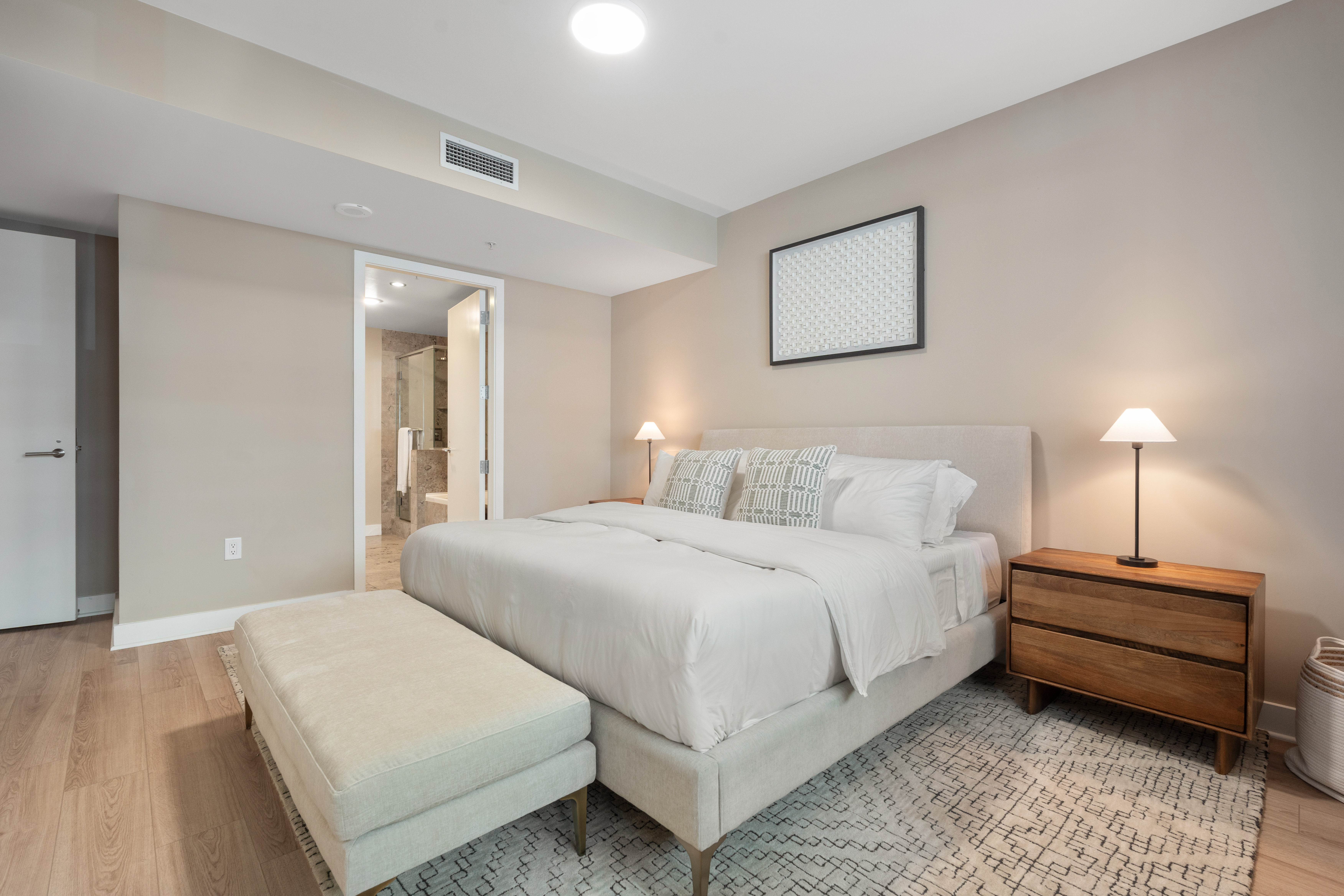  1325 Pacific Highway, San Diego, CA 92101 - 物件實景