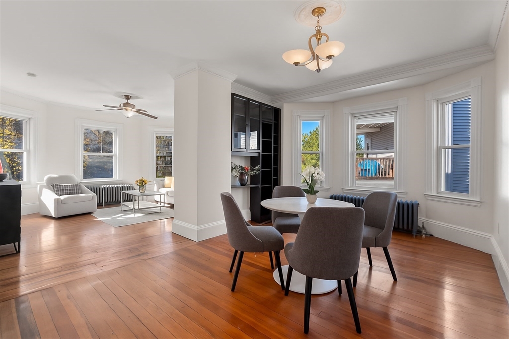 Brookline, Massachusetts, 02467, United States, 3 Bedrooms Bedrooms, ,2 BathroomsBathrooms,Residential,For Sale,1987827