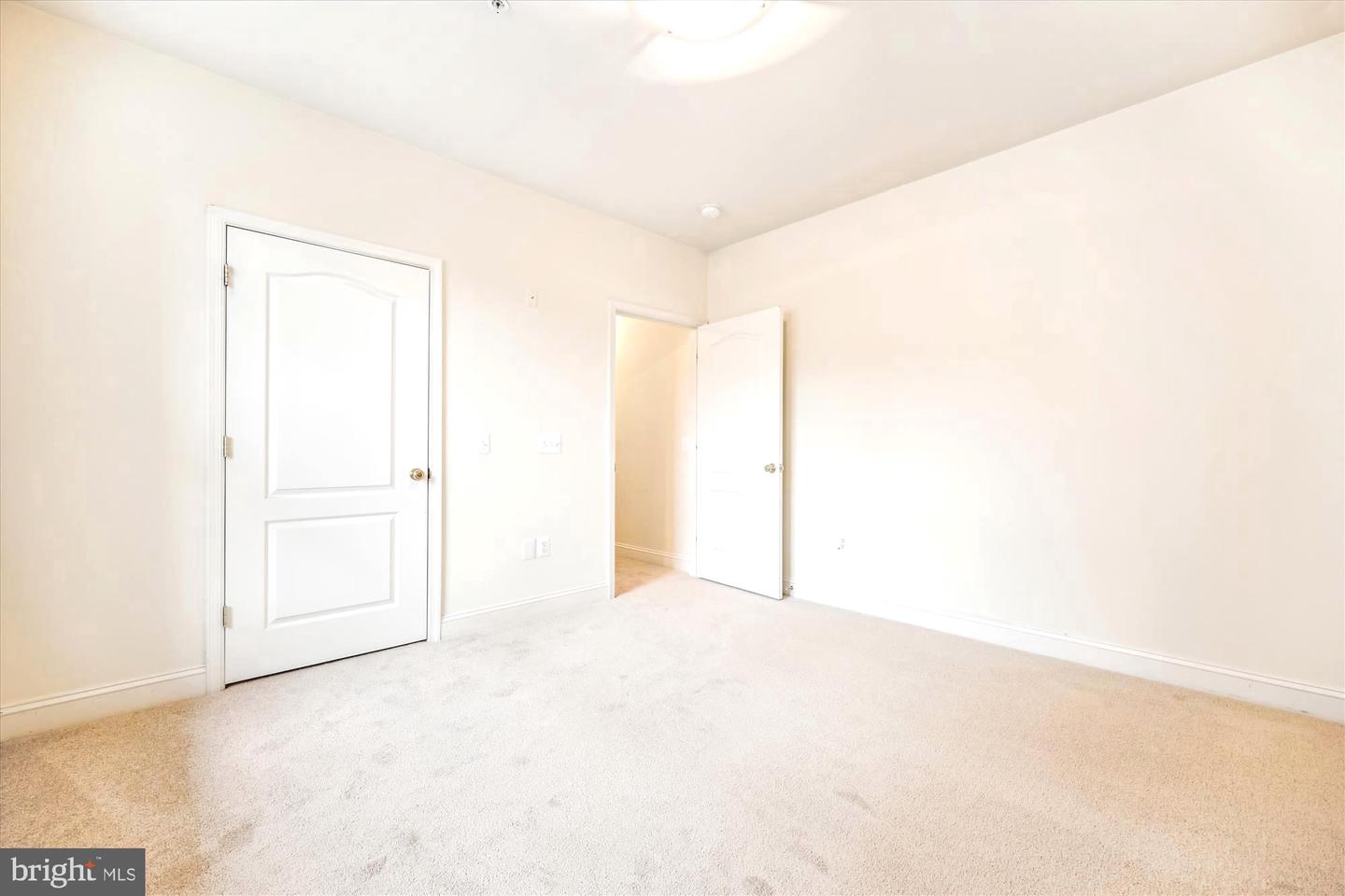 Rockville, Maryland, 20850, United States, 2 Bedrooms Bedrooms, ,2 BathroomsBathrooms,Residential,For Sale,1859700