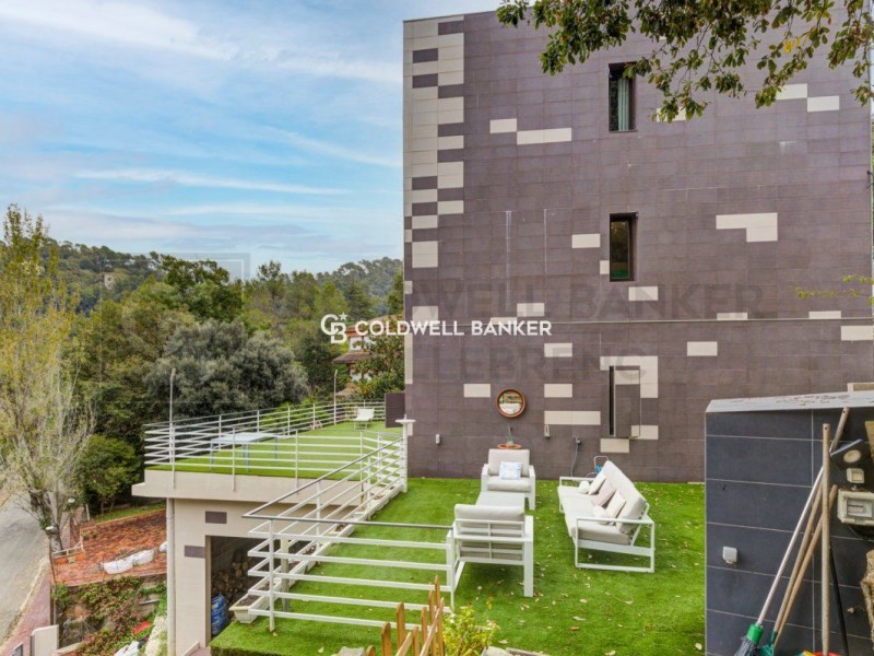 Barcelona, Barcelona, Sarri? - Sant Gervasi, Vallv, Barcelona, Catalonia, ES, 6 Bedrooms Bedrooms, ,4 BathroomsBathrooms,Residential,For Sale,Barcelona, Barcelona, Sarri? - Sant Gervasi, Vallv,1448658