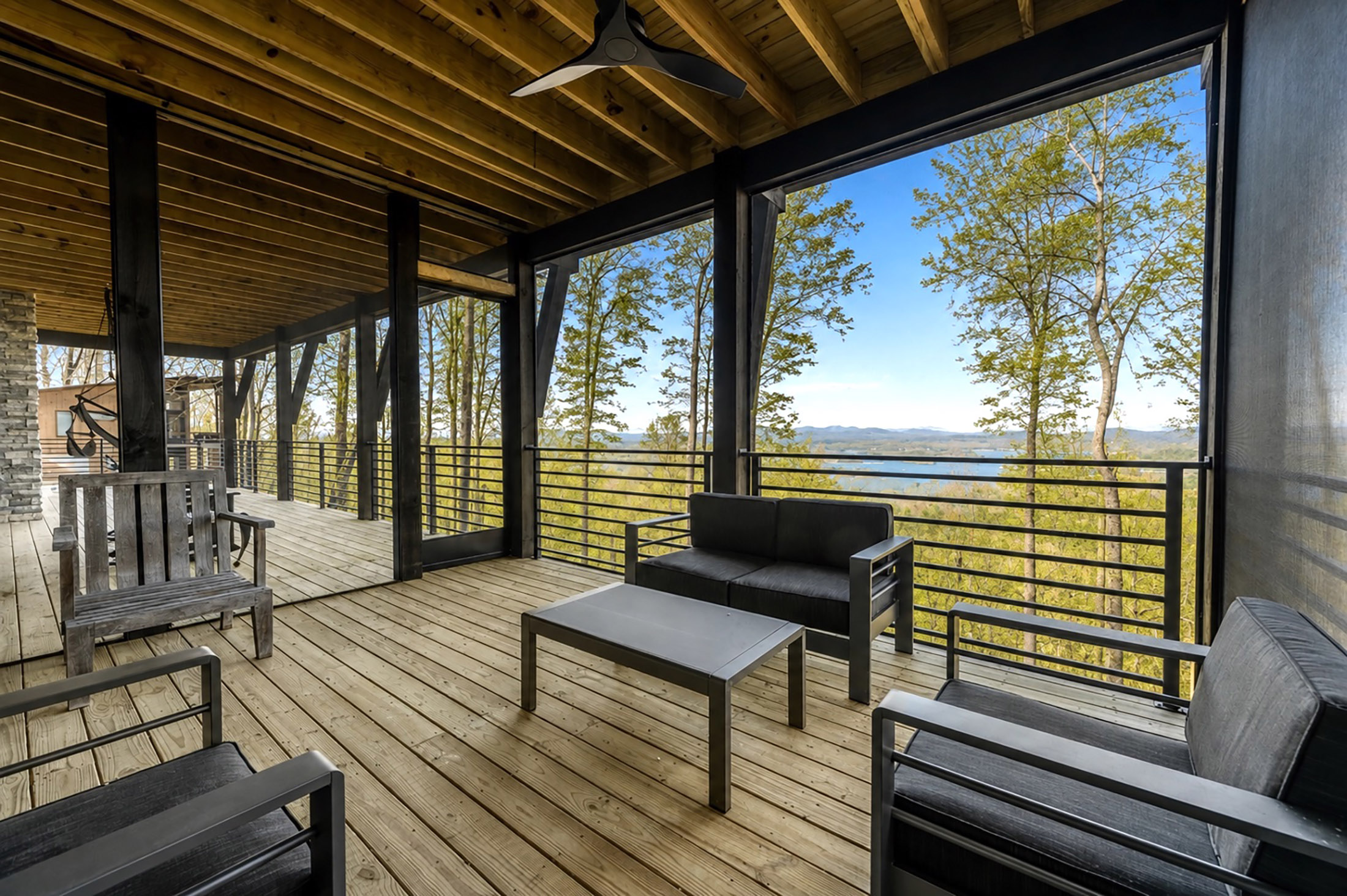  Contemporary Architectural Estate Overlooking Blue Ridge Lake - 物件實景