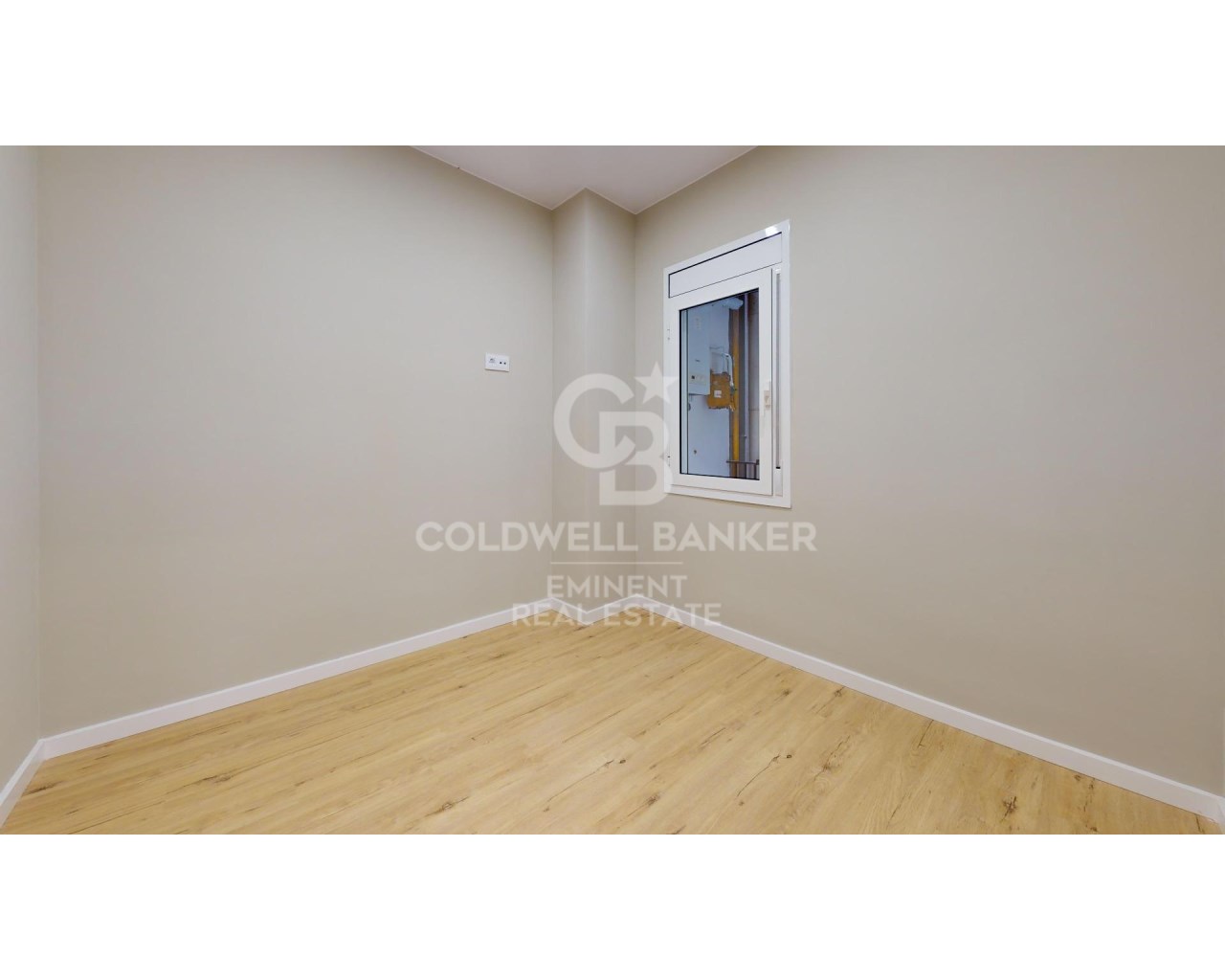 Barcelona, Catalonia, ES, 4 Bedrooms Bedrooms, ,2 BathroomsBathrooms,Residential,For Sale,1826815
