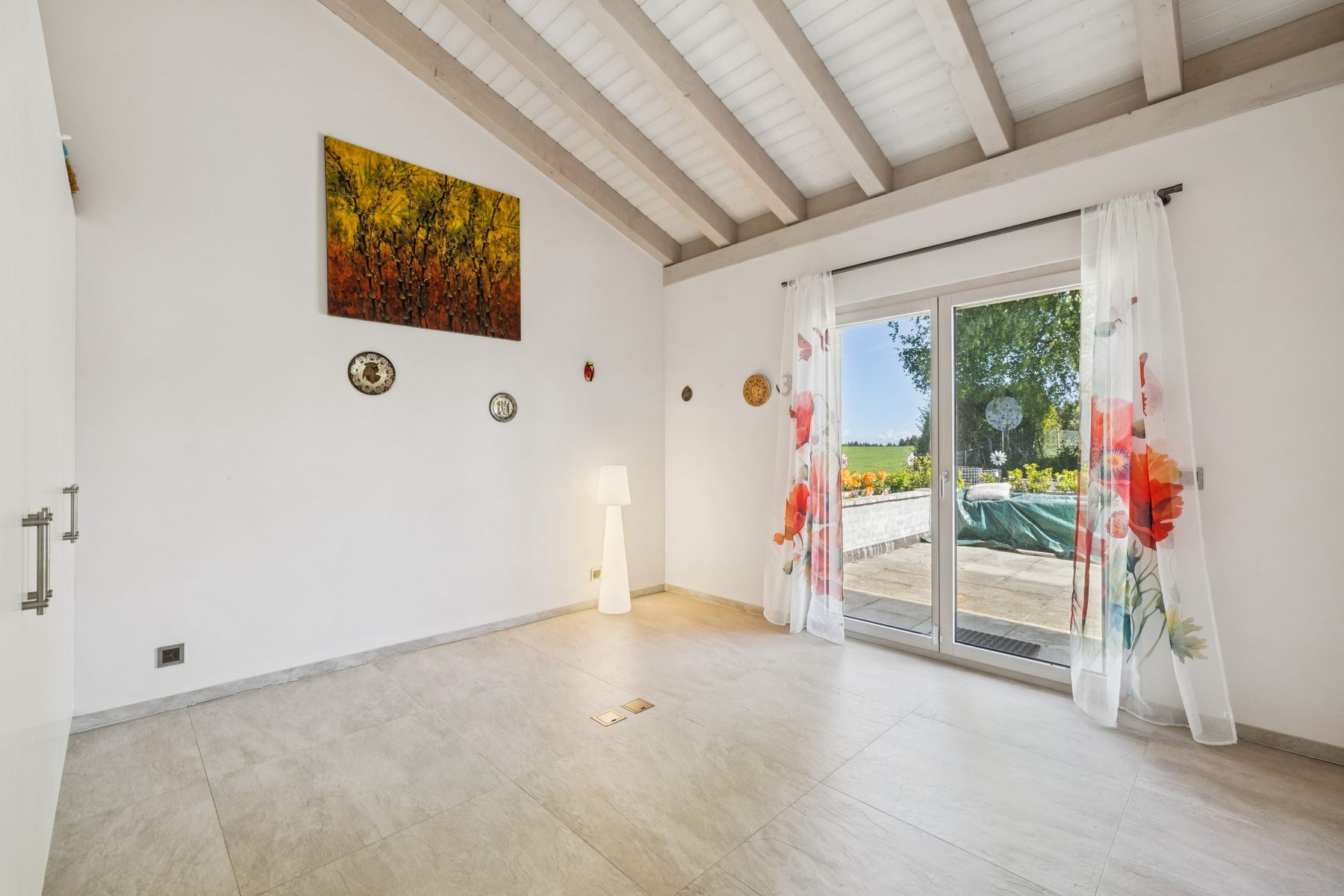  Contemporary luxury villa with large garden and unobstructed view - 物件實景