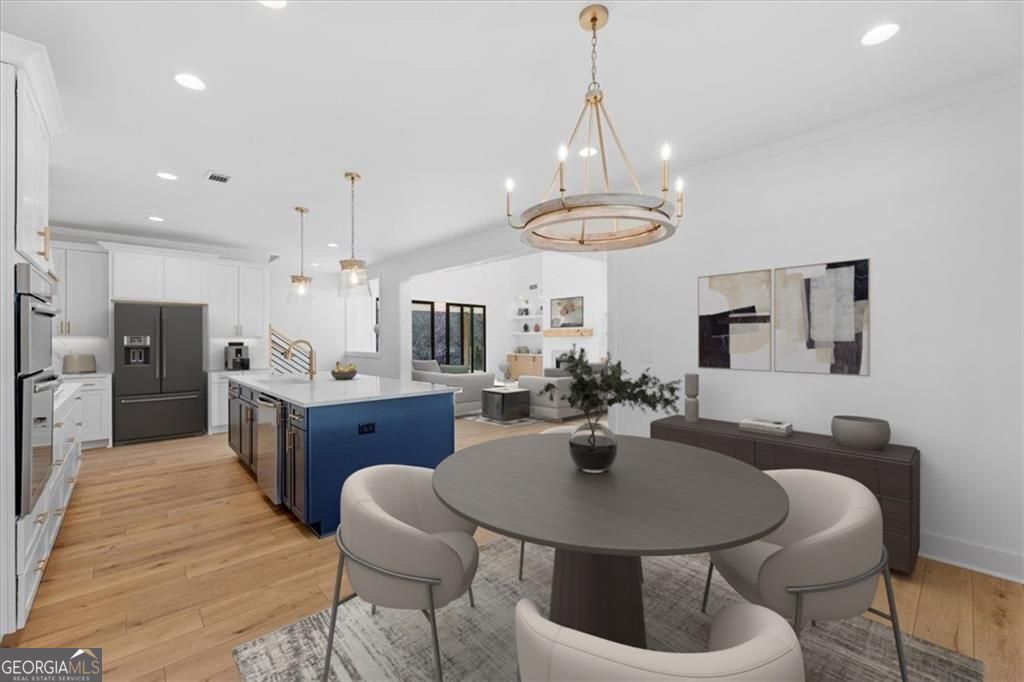 Gainesville, Georgia, 30506, United States, 5 Bedrooms Bedrooms, ,6 BathroomsBathrooms,Residential,For Sale,1908175