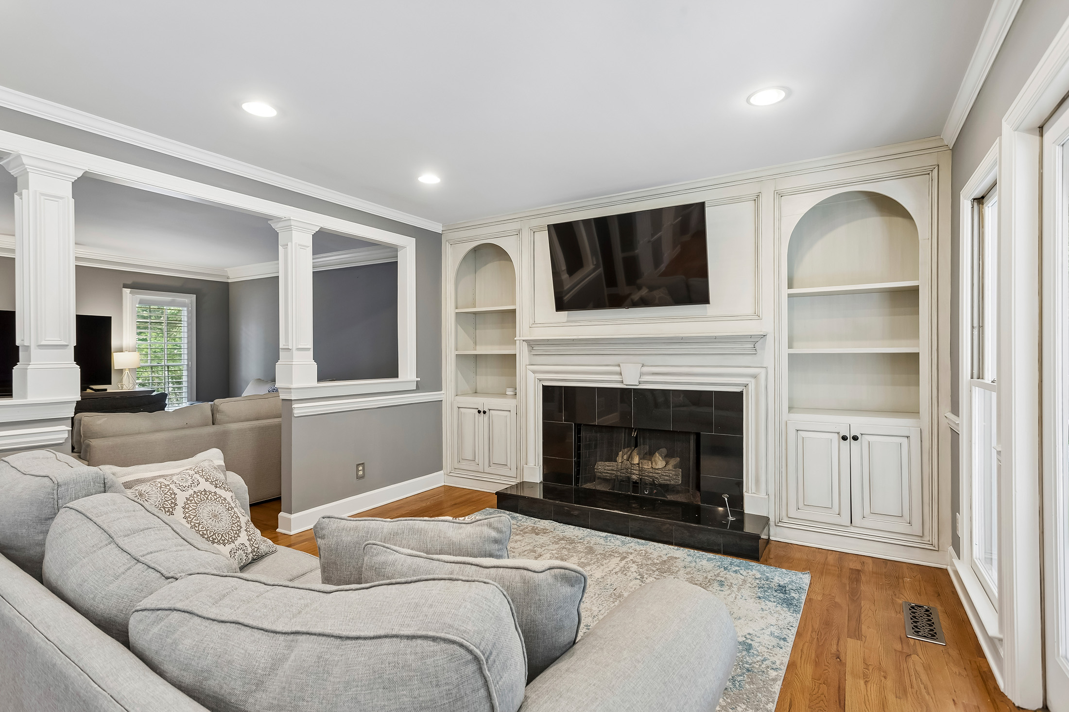  Beautifully Updated Four Bedroom Home in an Active Swim/Tennis Community - 物件實景