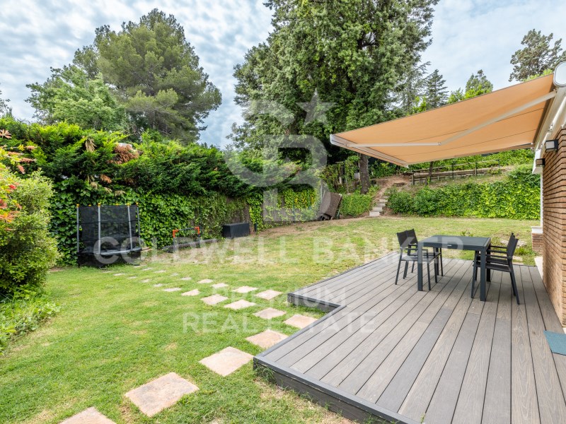Cerdanyola del Vallès, Catalonia, ES, 4 Bedrooms Bedrooms, ,3 BathroomsBathrooms,Residential,For Sale,1856744
