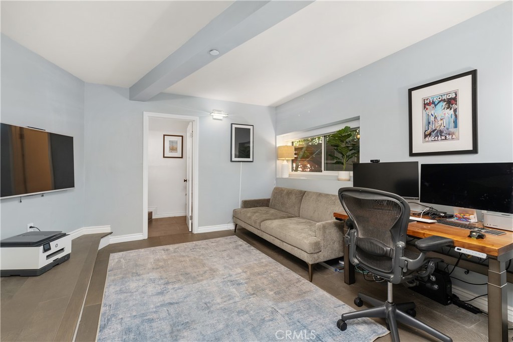 Los Angeles, California, 90046, United States, 3 Bedrooms Bedrooms, ,4 BathroomsBathrooms,Residential,For Sale,1817494
